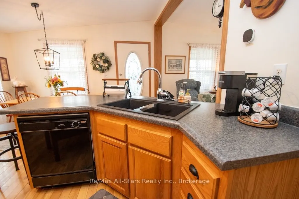 51 Creekside Circle