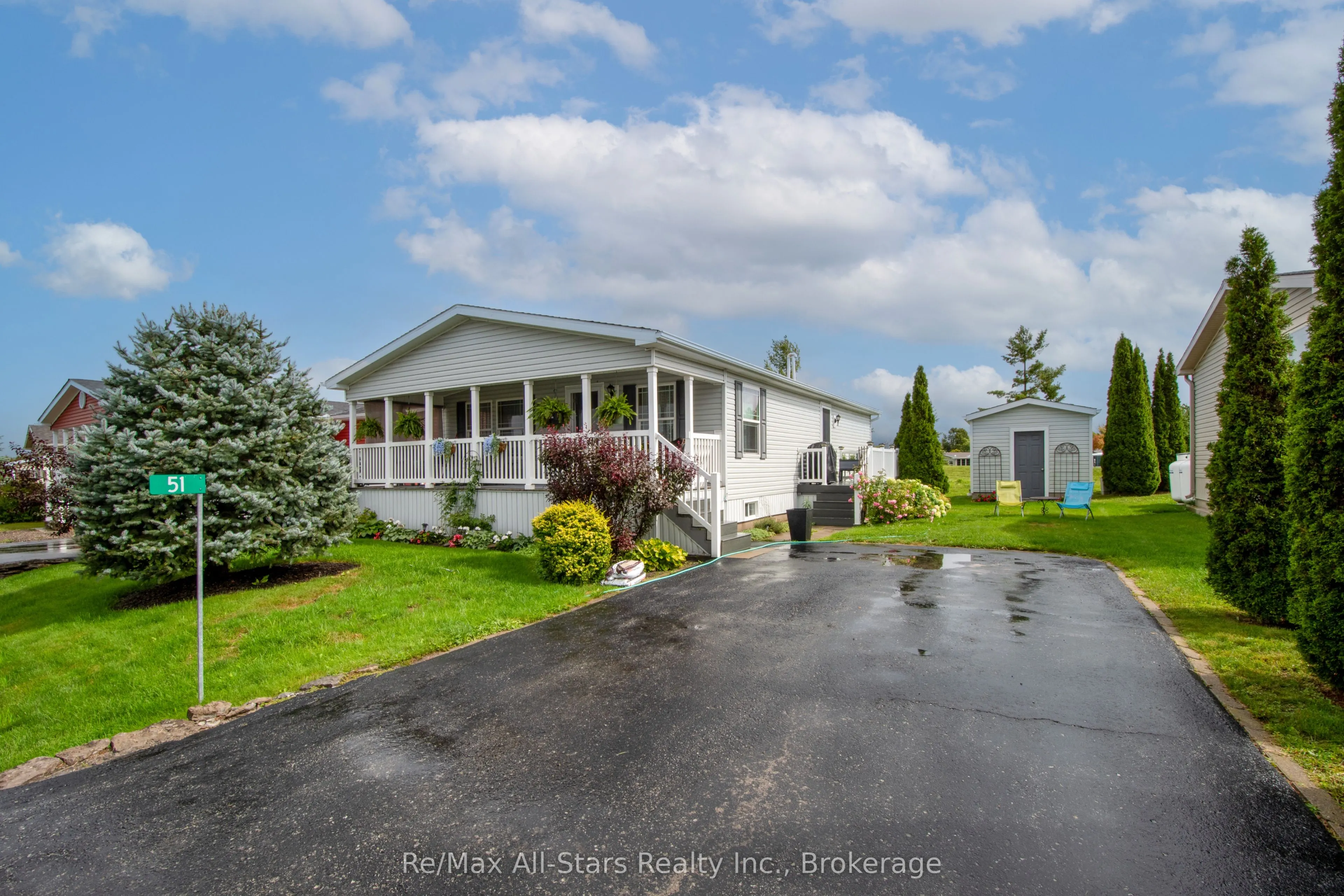 51 Creekside Circle
