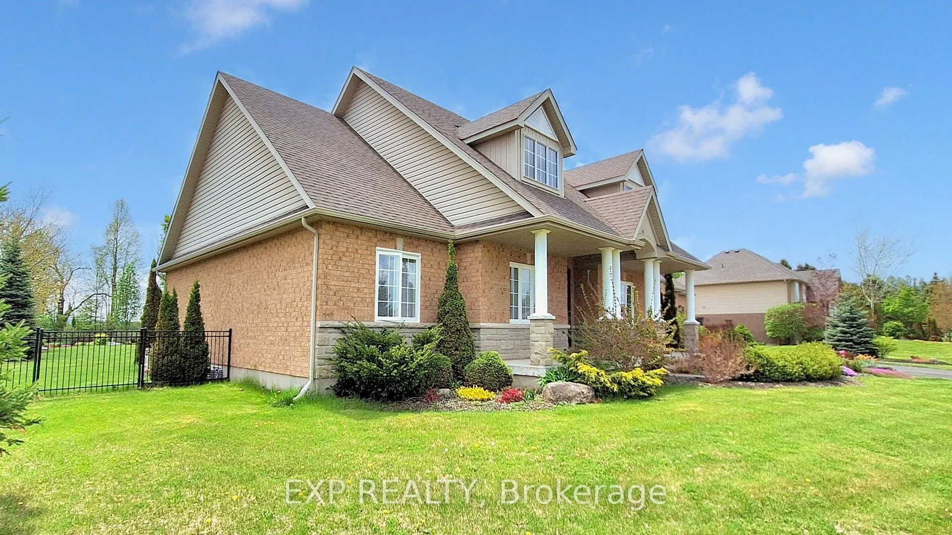 42 Somerville Crescent