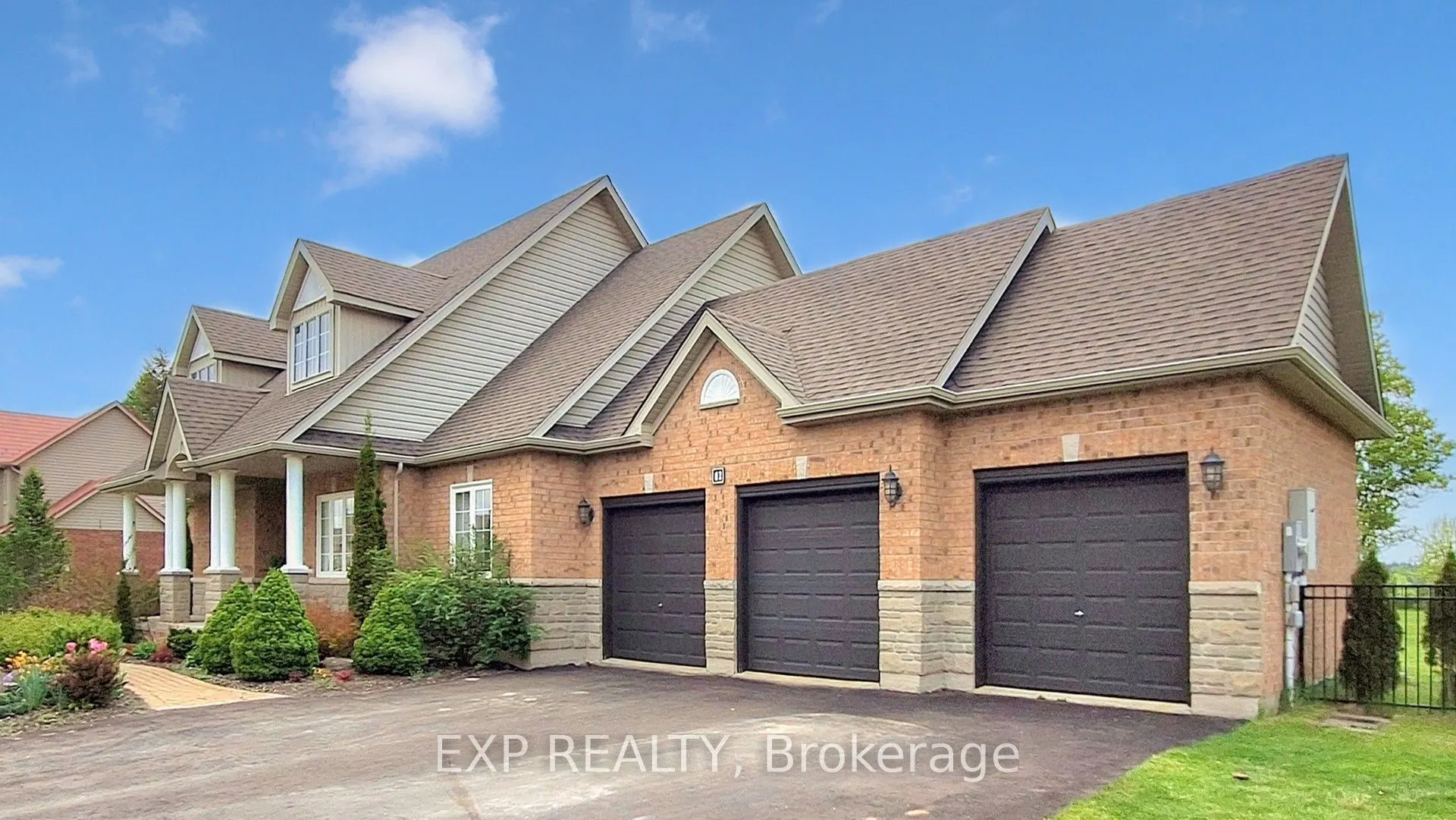 42 Somerville Crescent