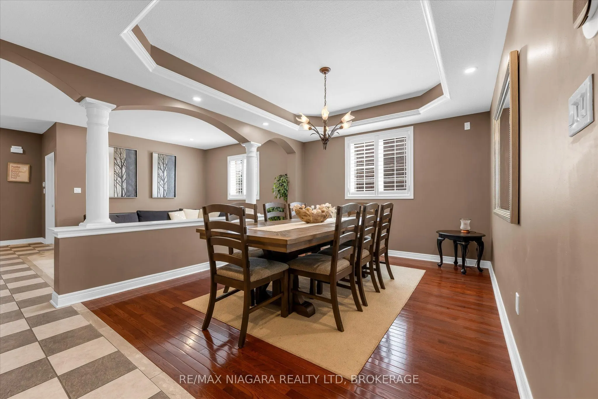 404 Wright Crescent