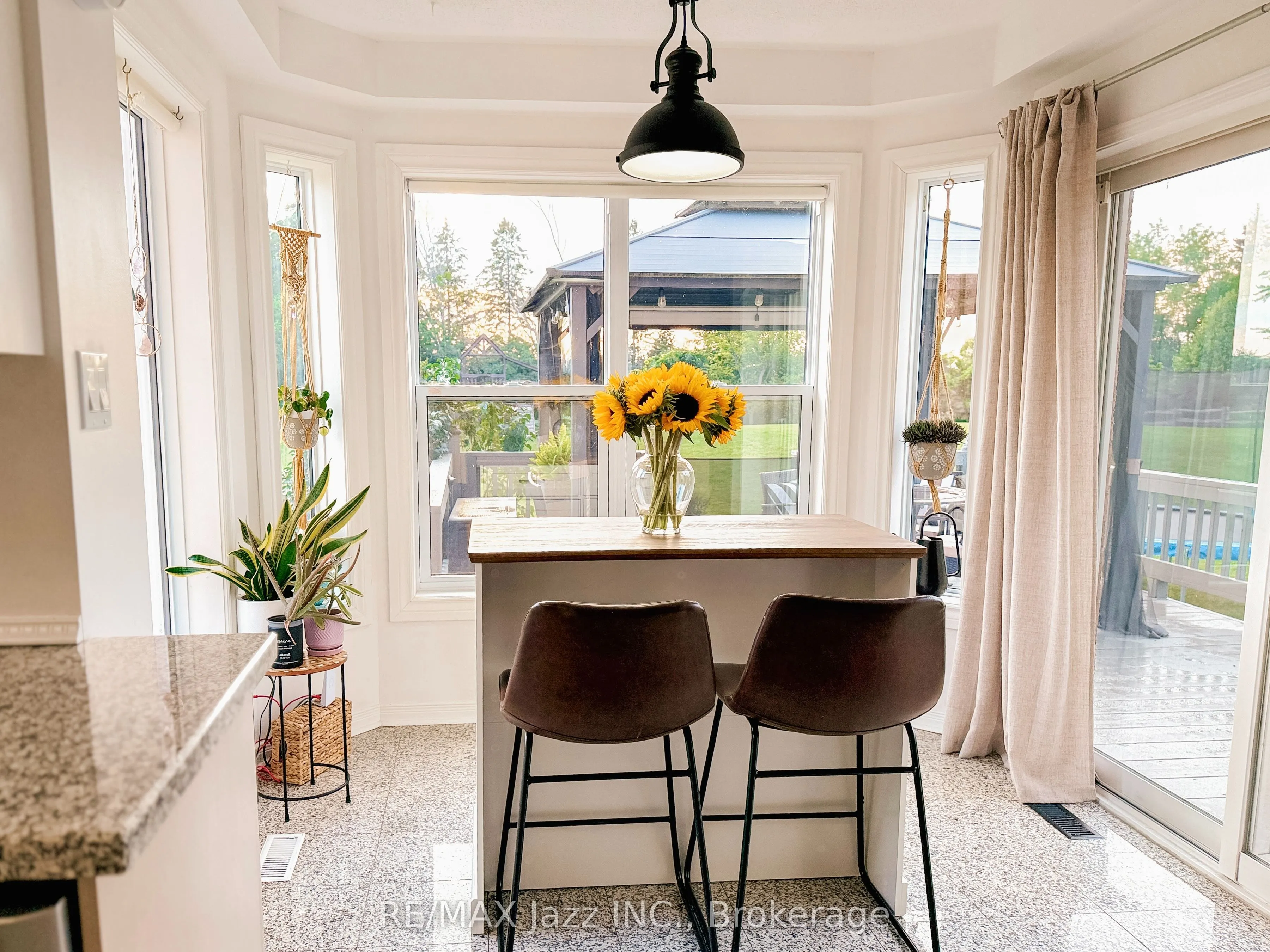 29 Songbird Crescent