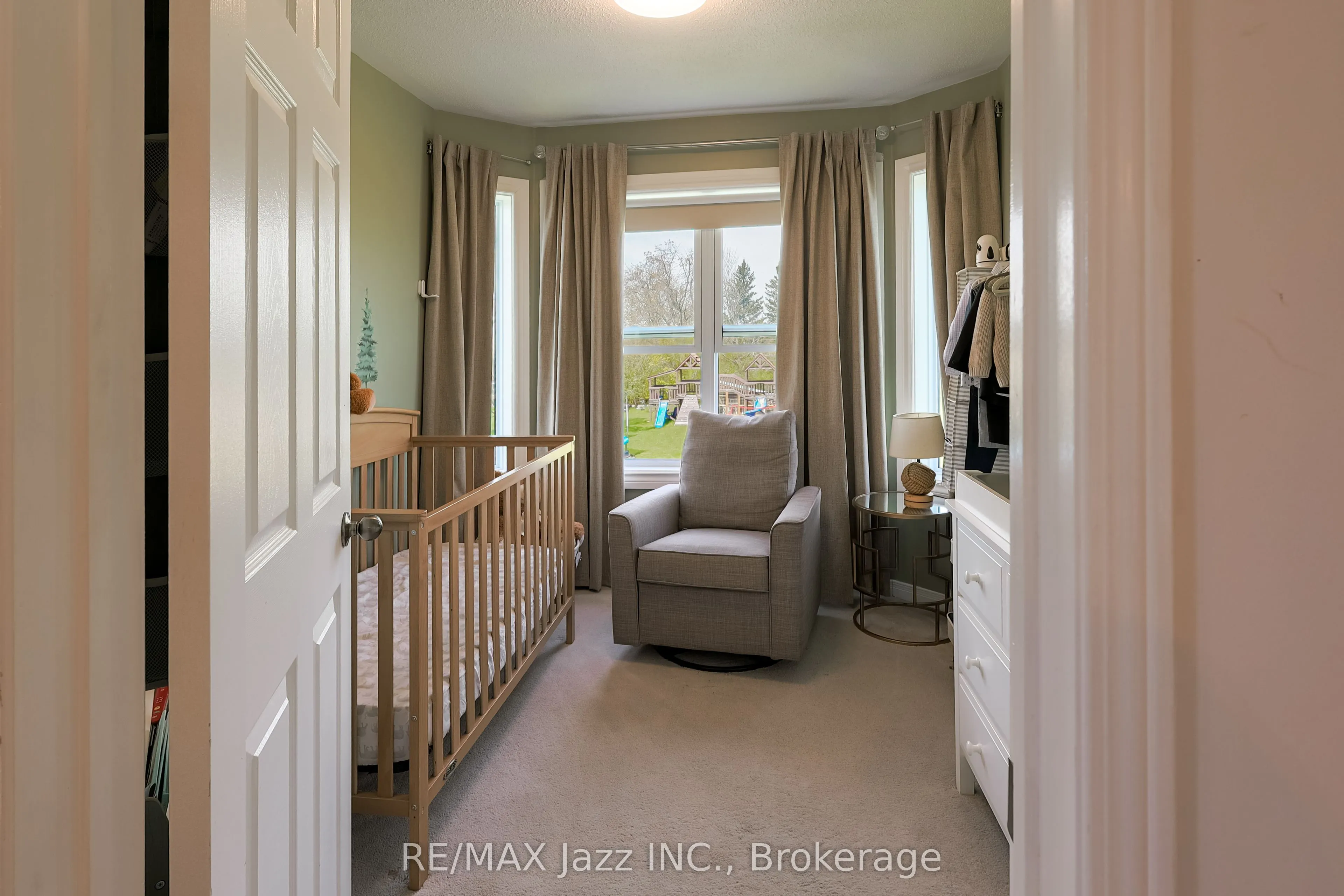 29 Songbird Crescent