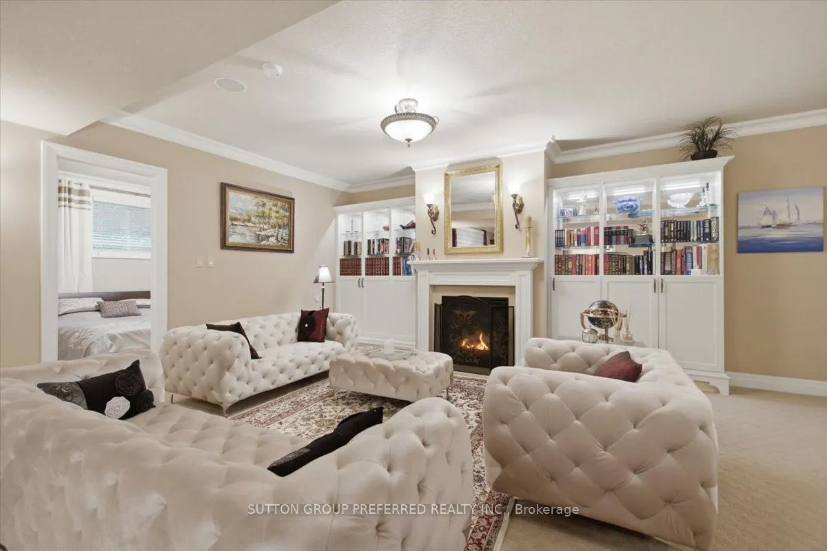 725 Eagletrace Drive #63