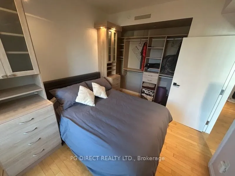 90 George Street #1405