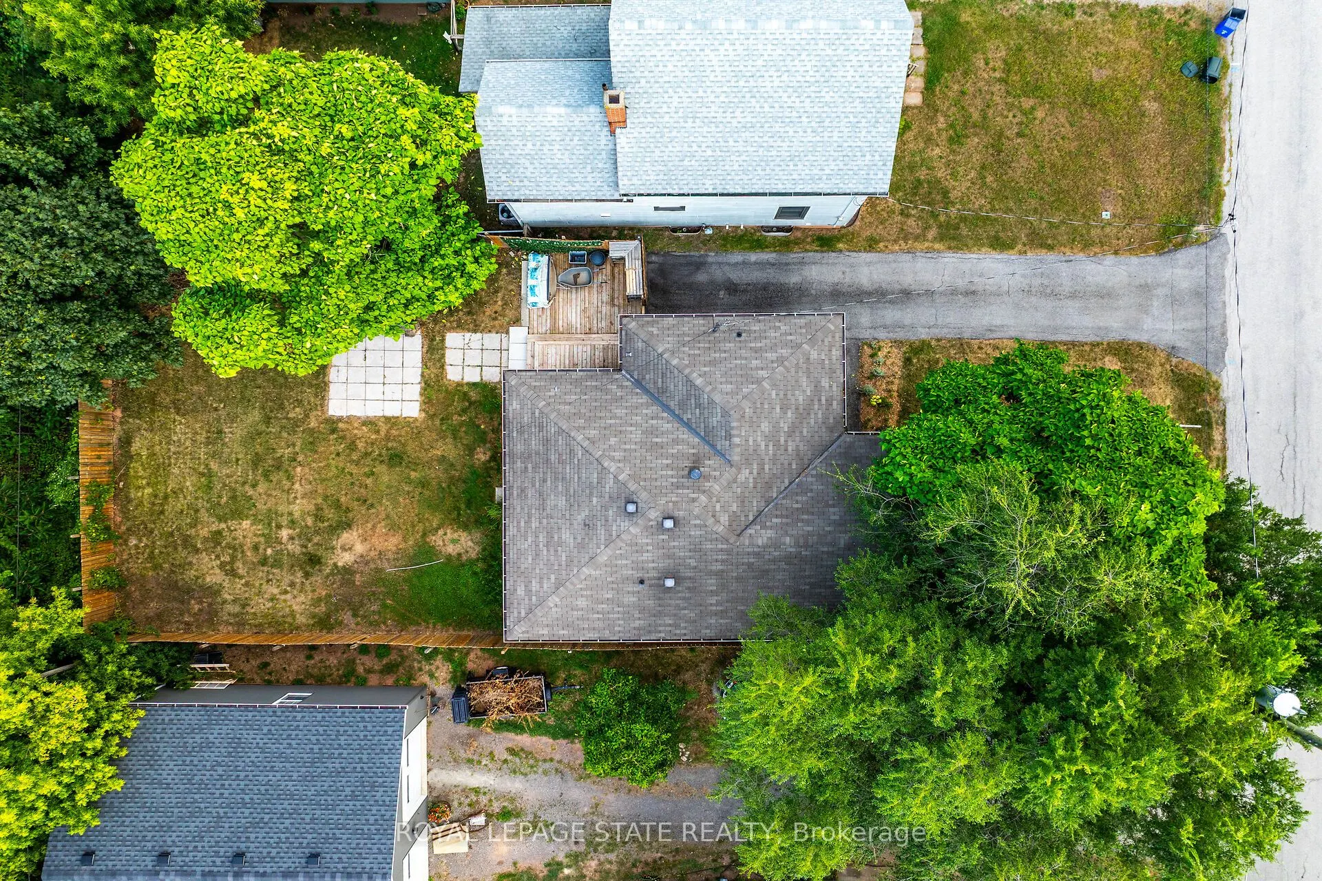 6 Lincoln Avenue