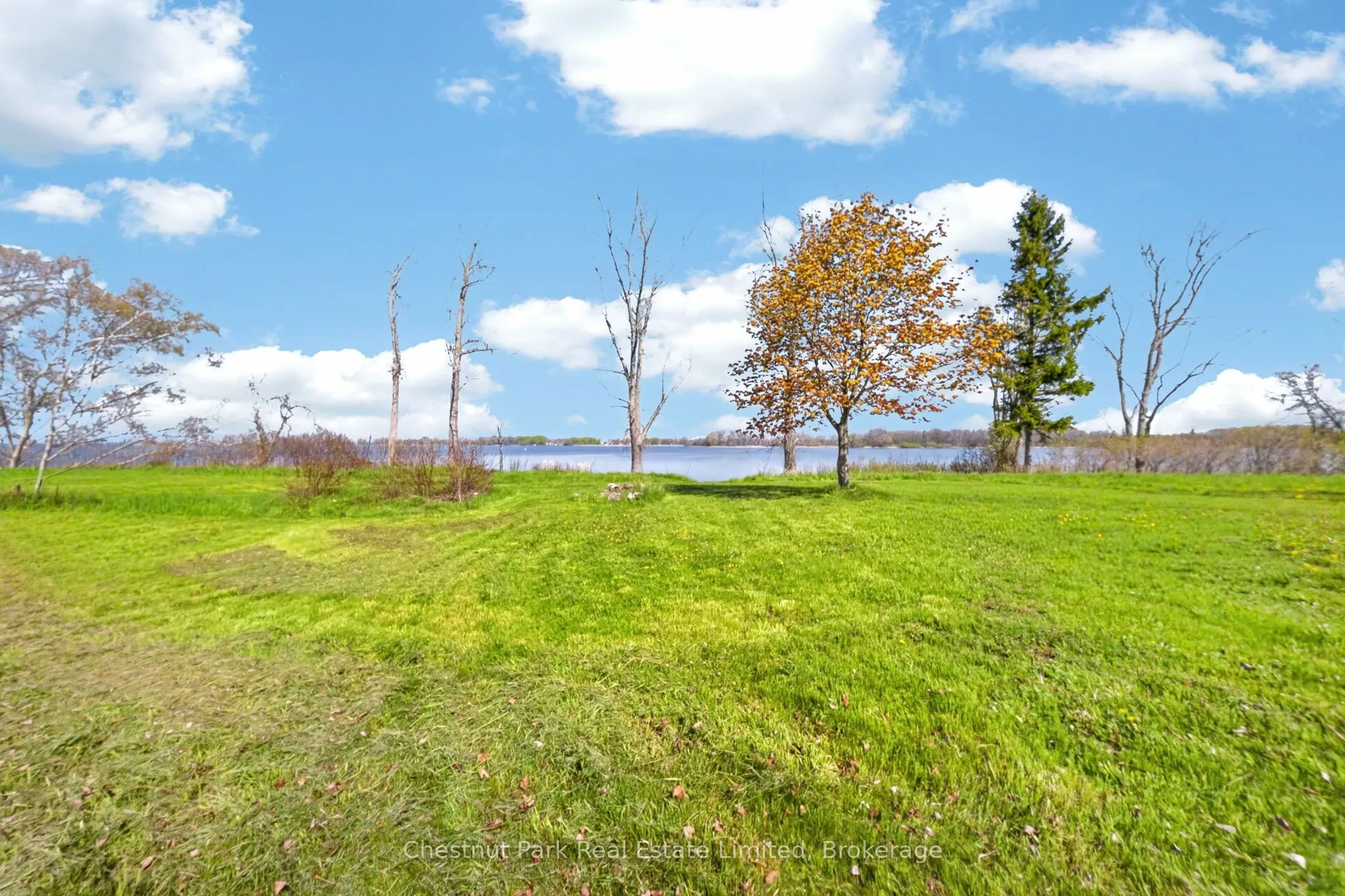 1092 Huycks Point Road