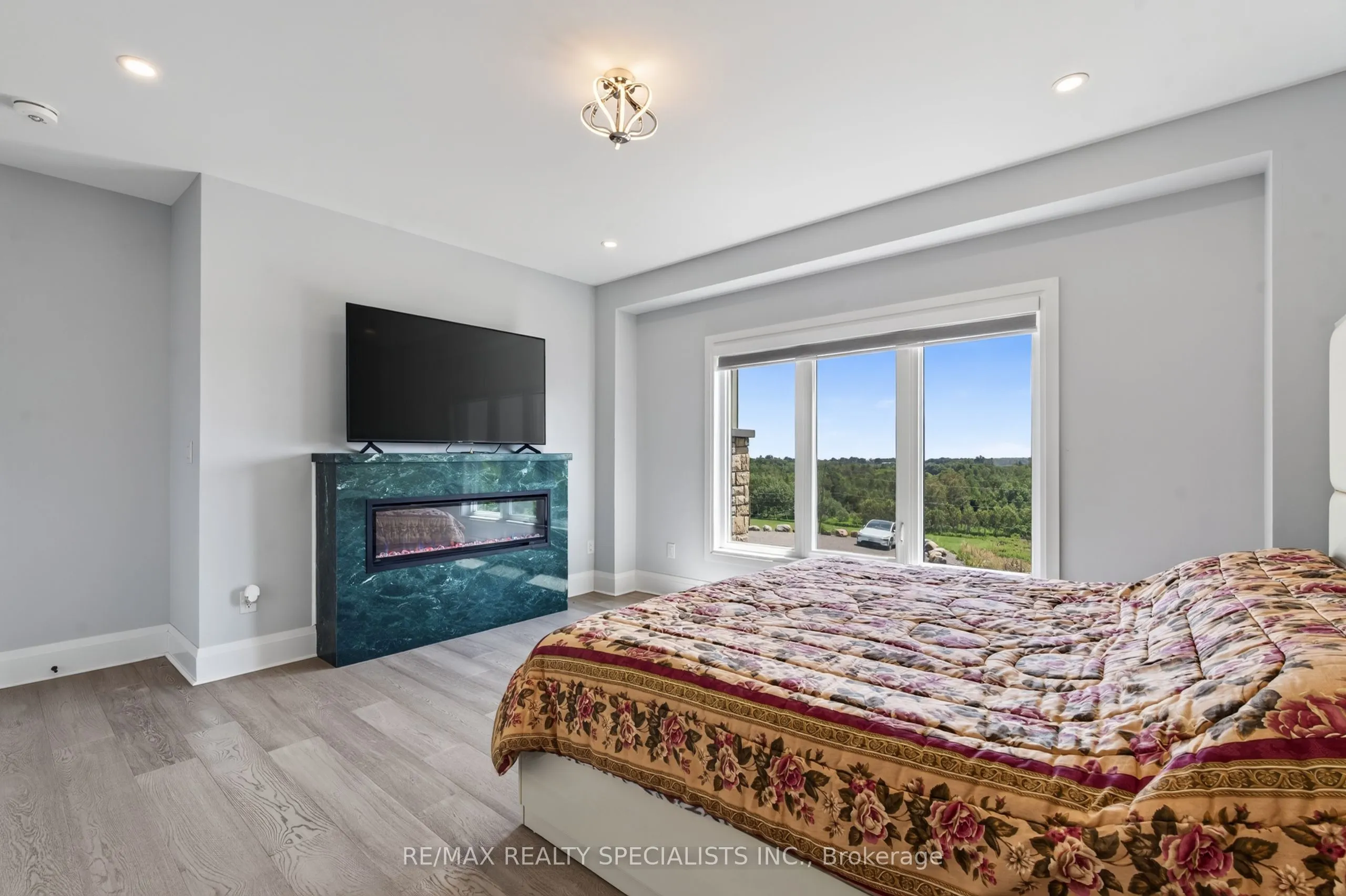 12846 County Rd 2 Road