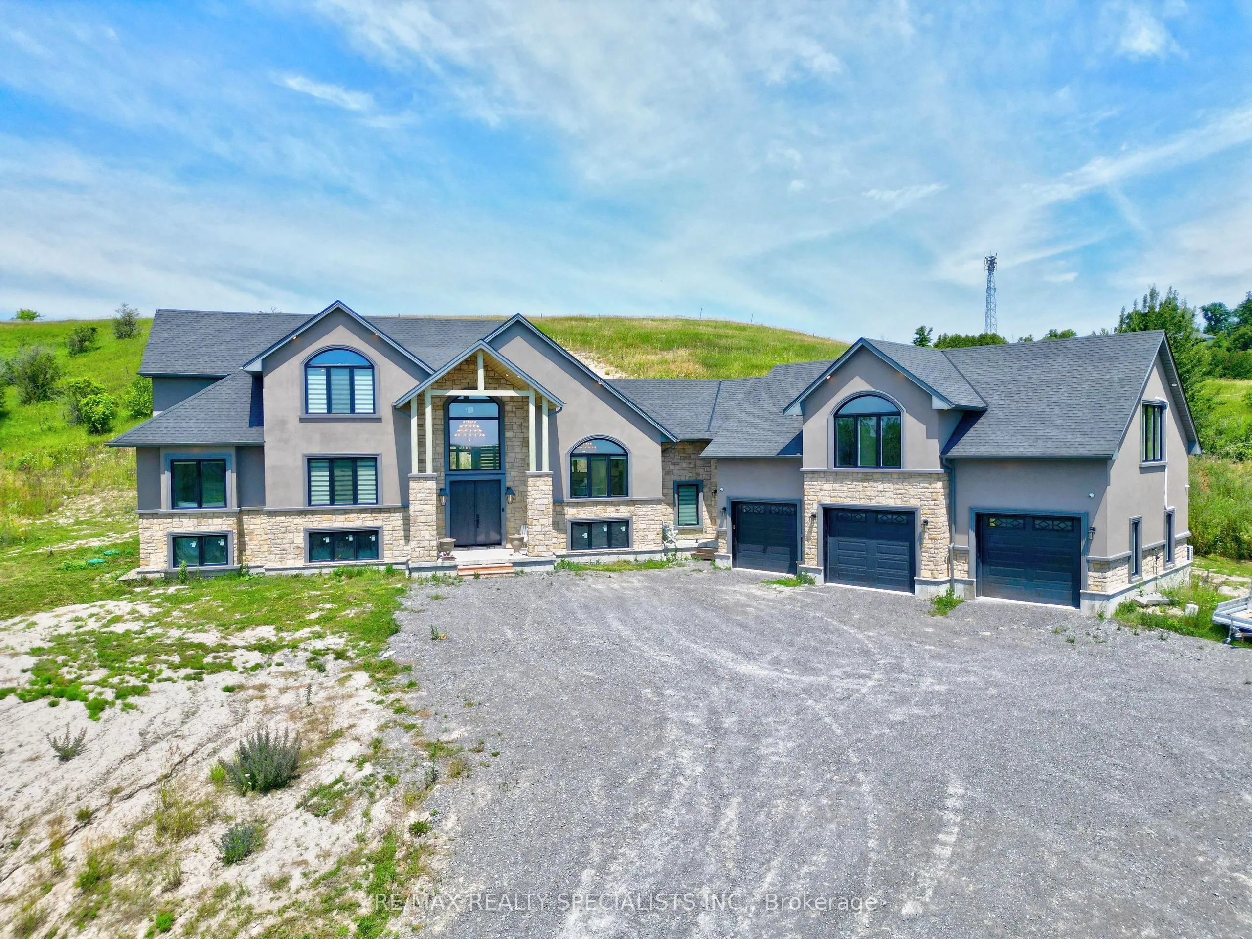 12846 County Rd 2 Road