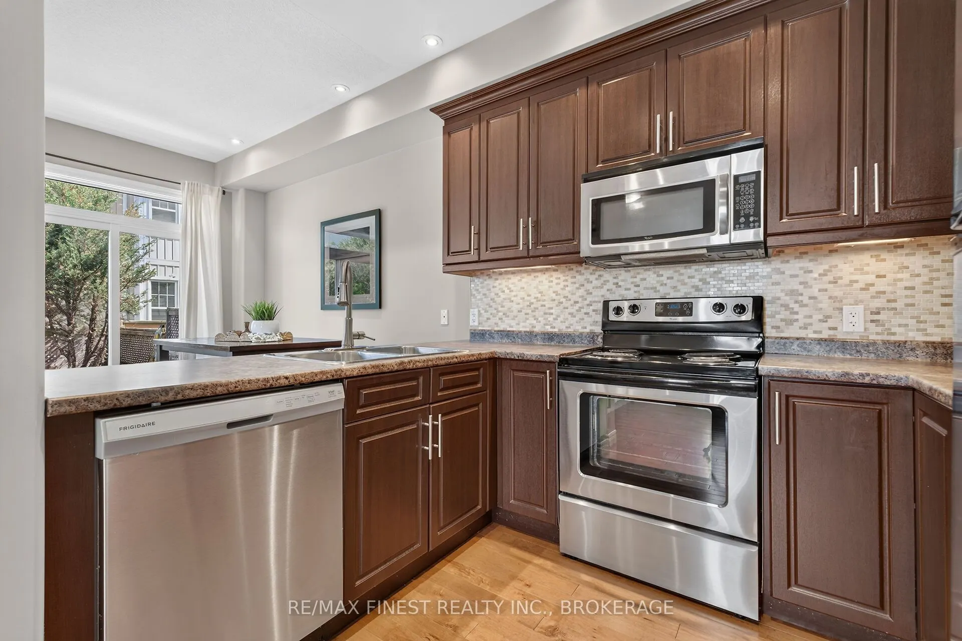 767 Newmarket Lane