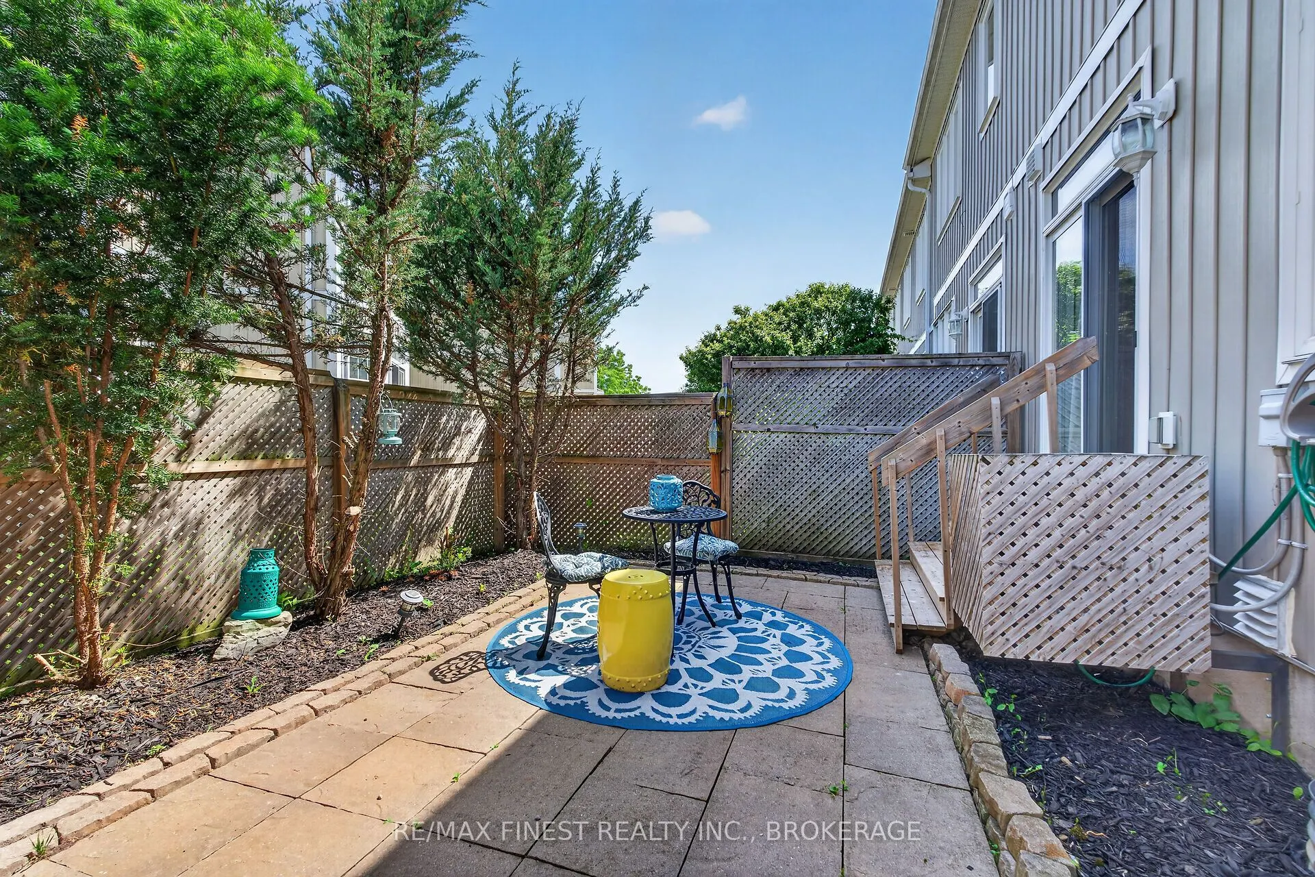 767 Newmarket Lane