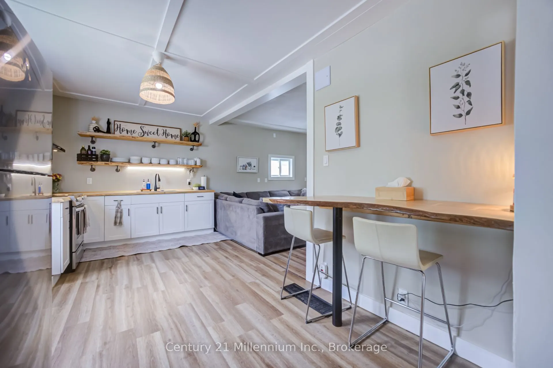 332 Bruce Road 40