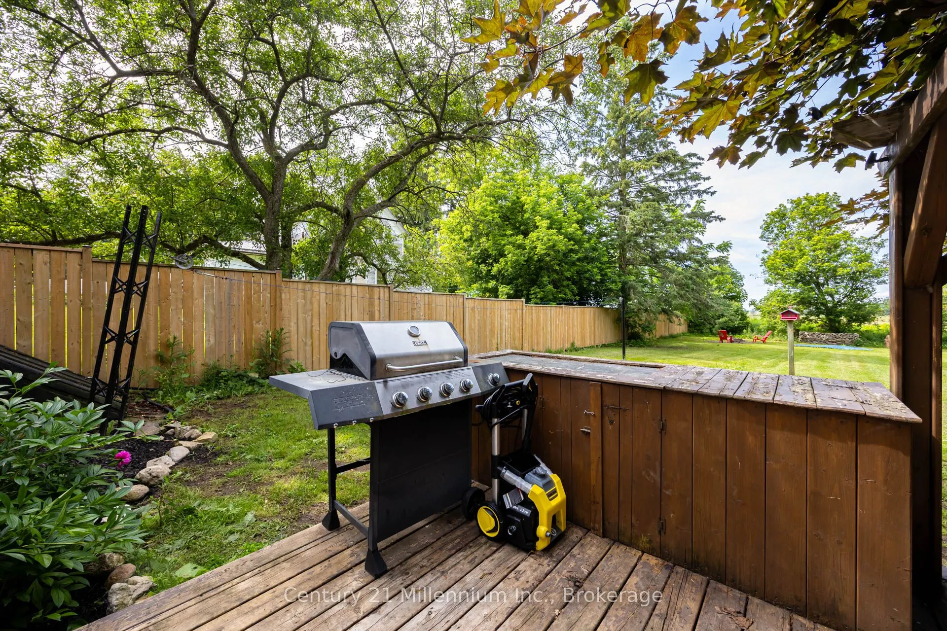 332 Bruce Road 40