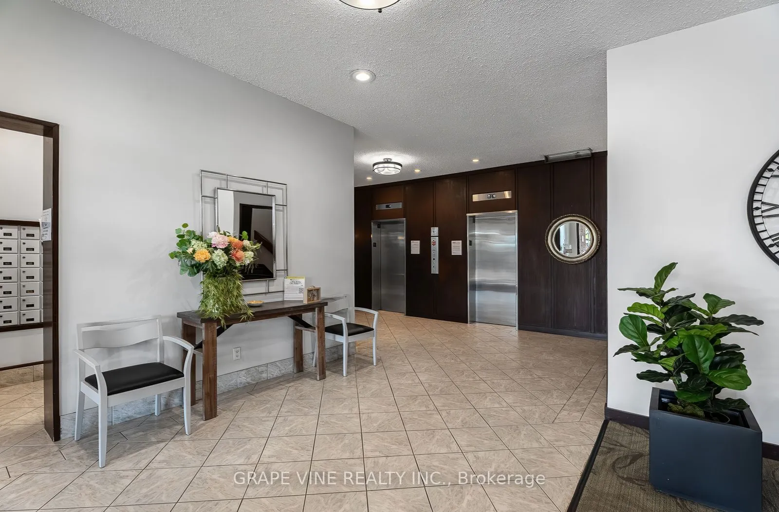 2951 Riverside Drive #504