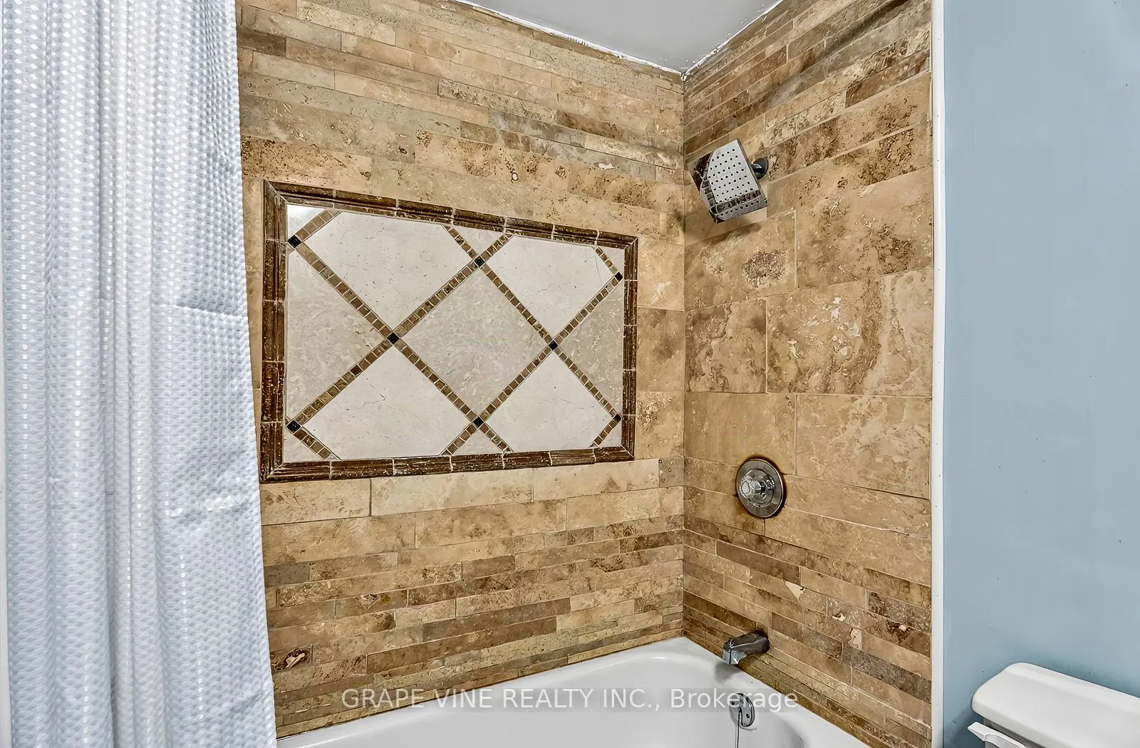 2951 Riverside Drive #504