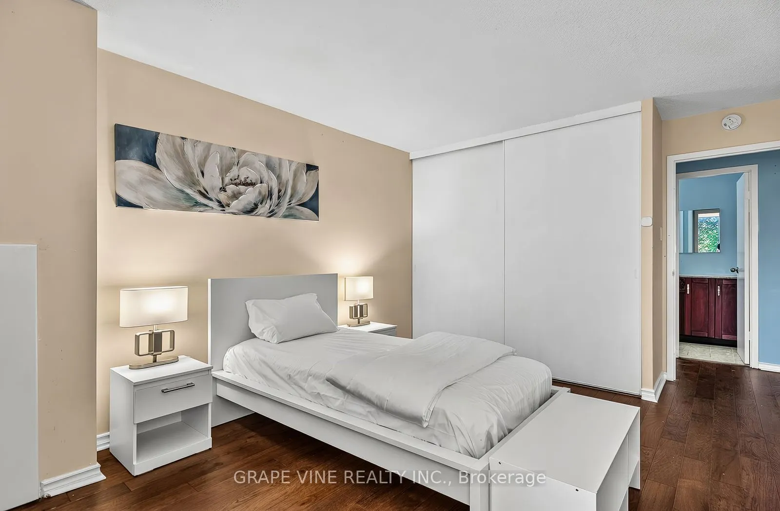 2951 Riverside Drive #504