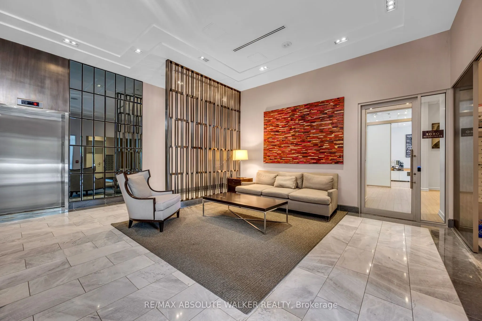 300 Lisgar Street #810