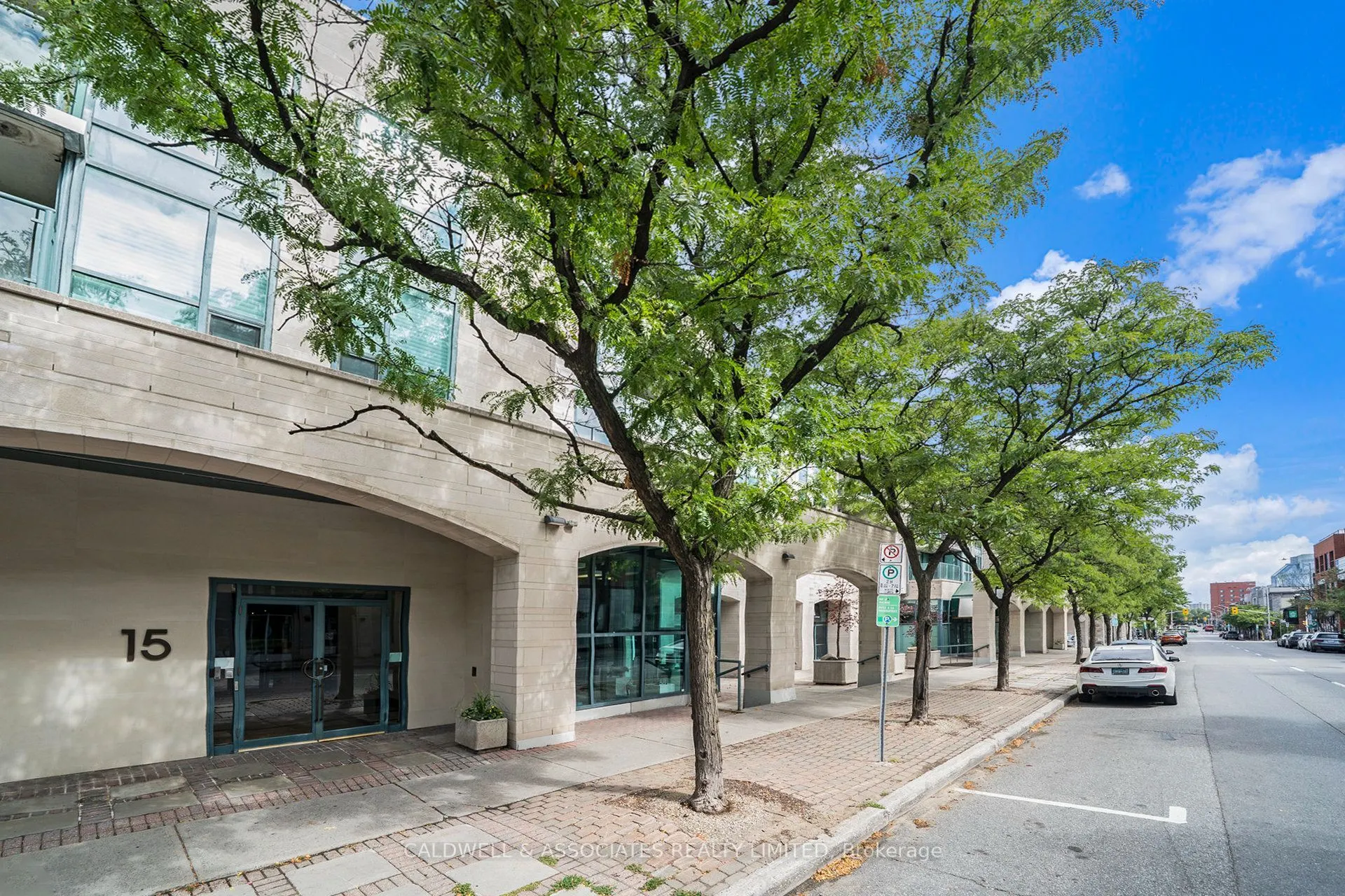 15 Murray Street #104
