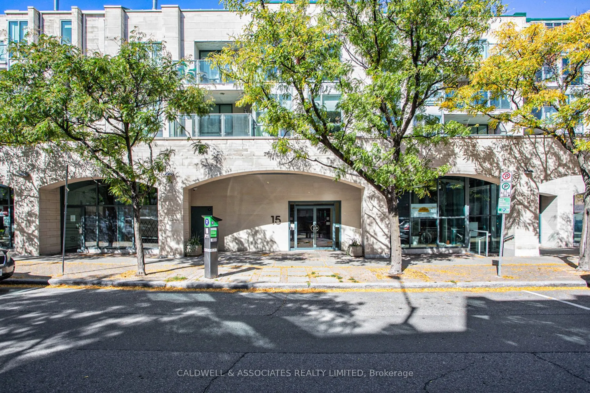15 Murray Street #104
