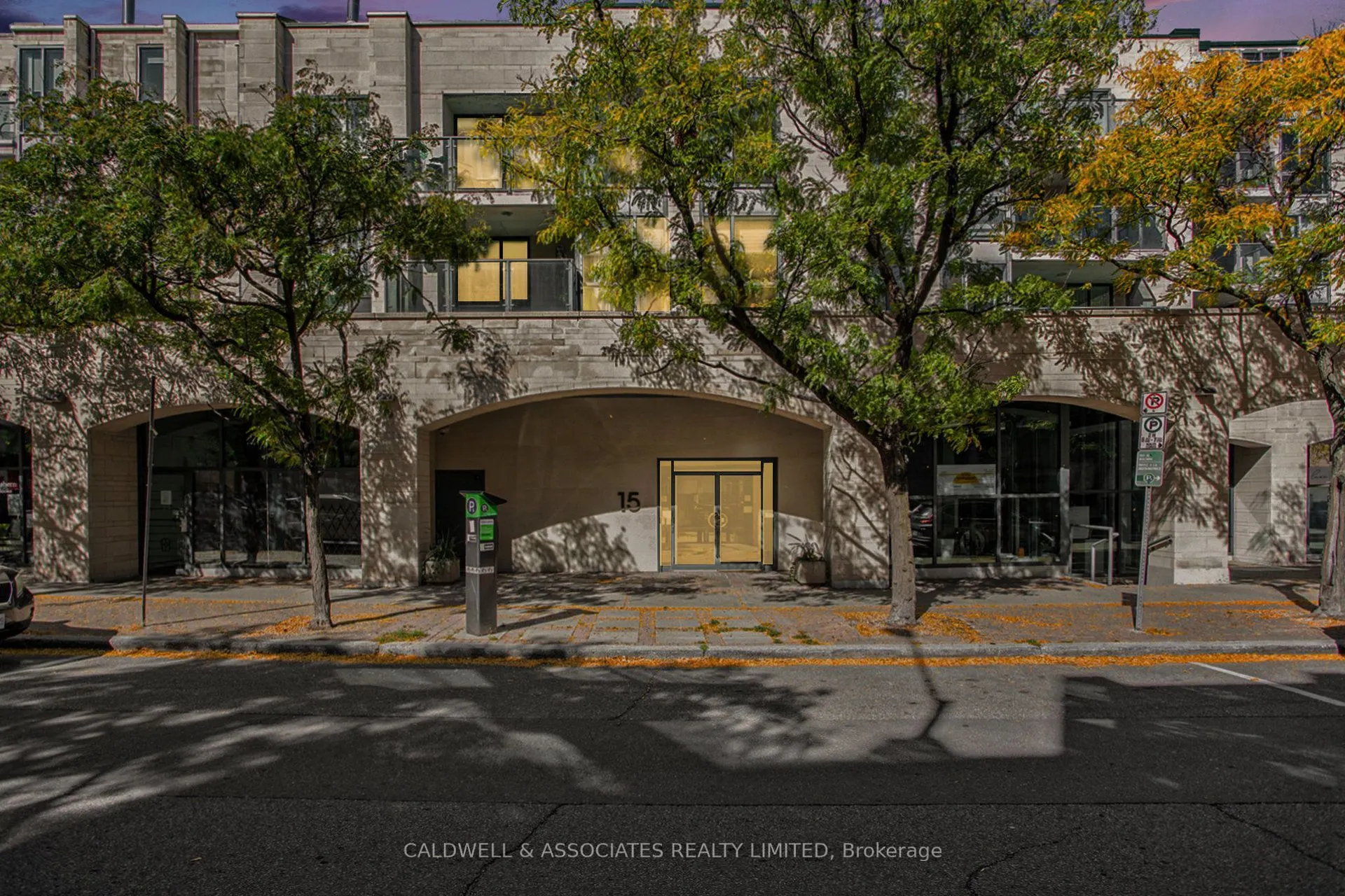 15 Murray Street #104