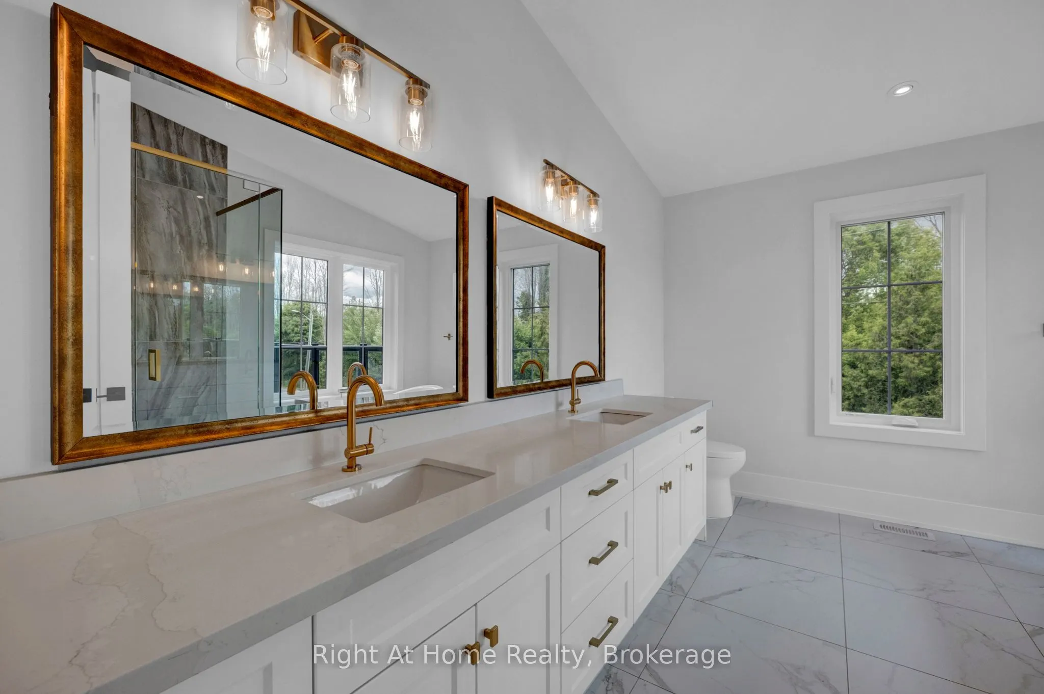 213 Suzanne Mess Boulevard