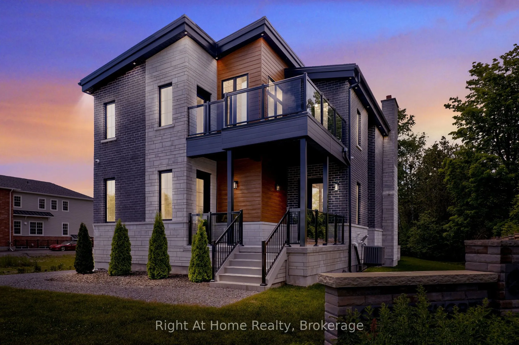 213 Suzanne Mess Boulevard