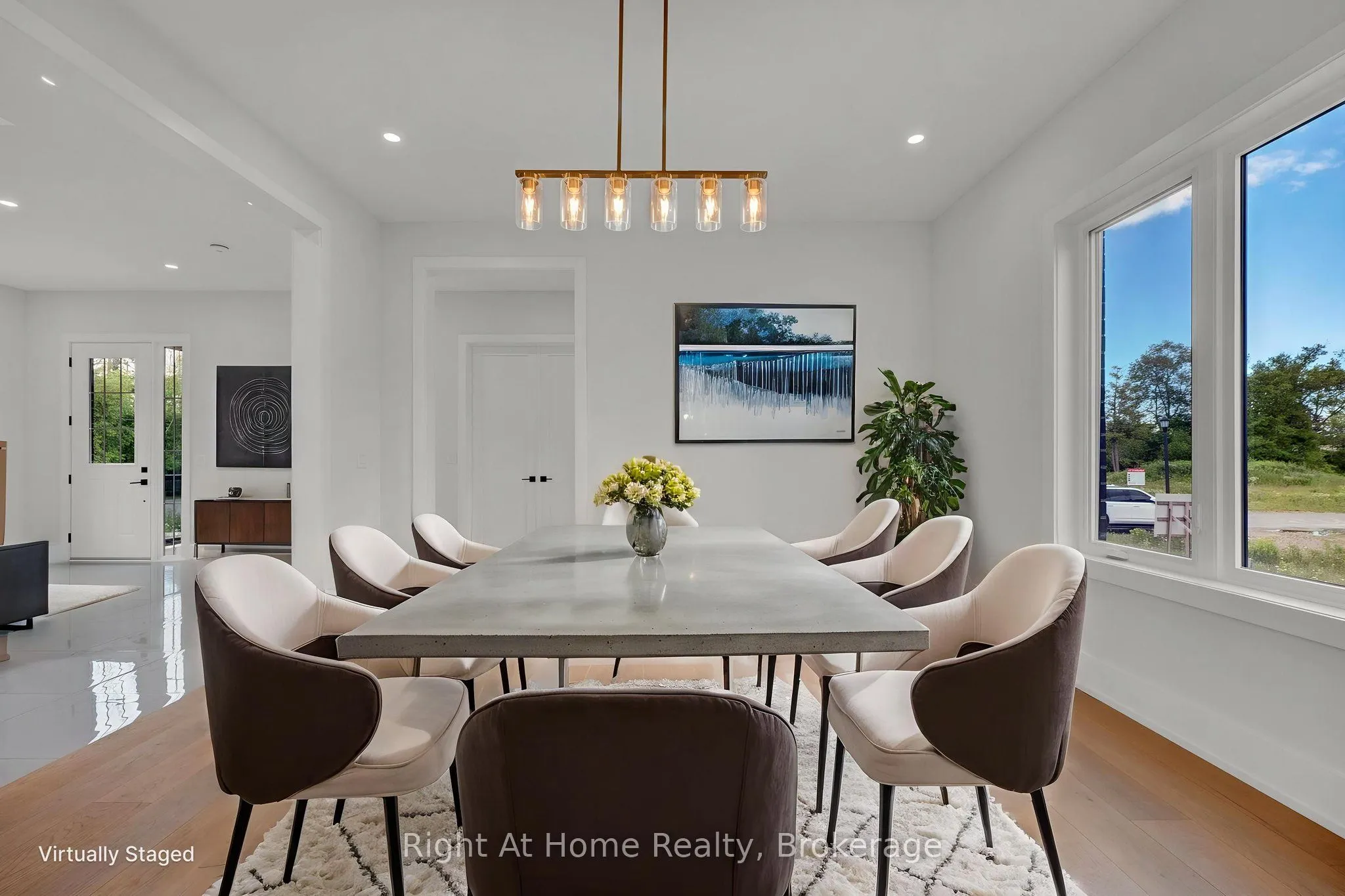 213 Suzanne Mess Boulevard