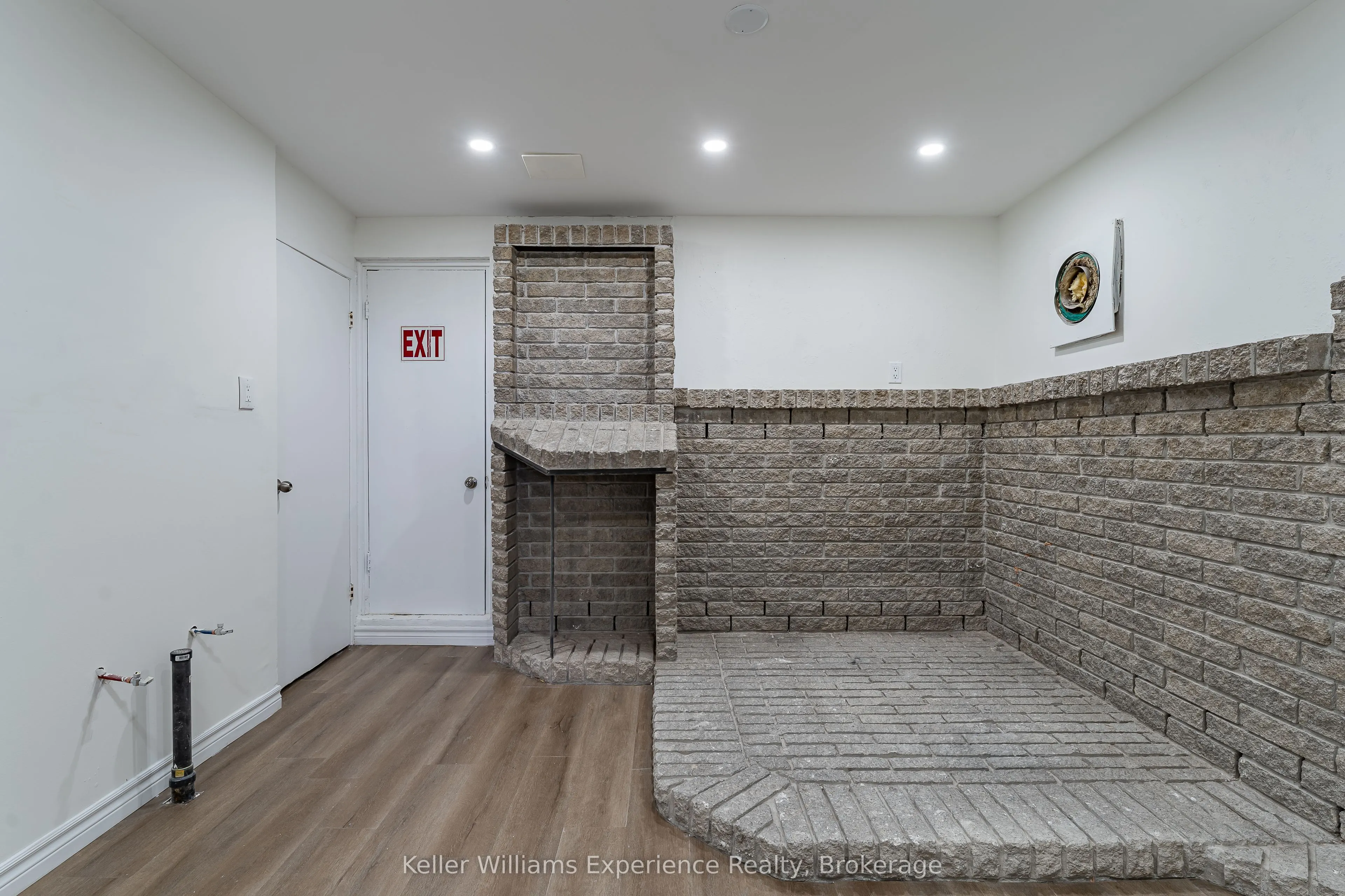 1088 8th Street E