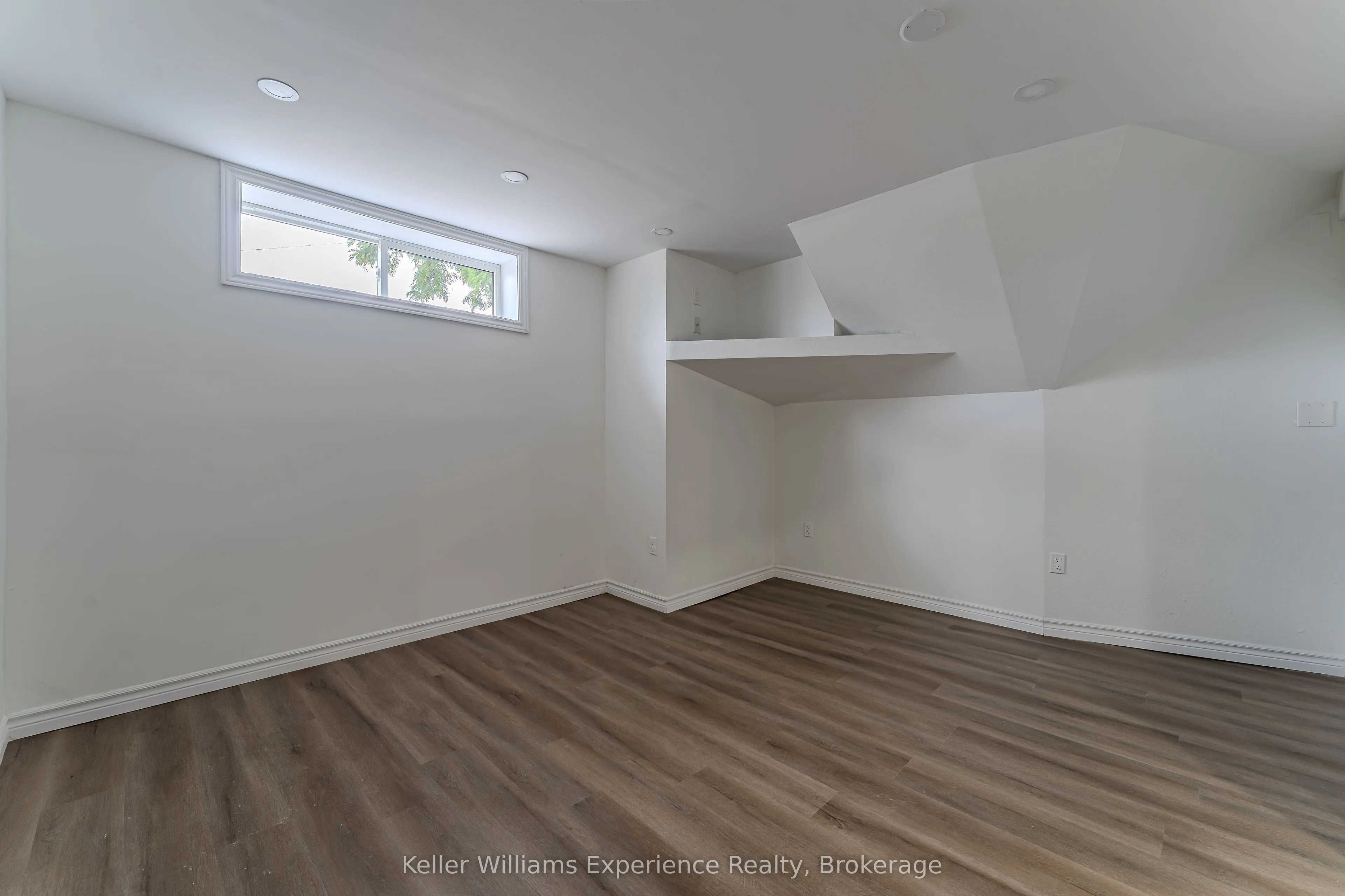 1088 8th Street E