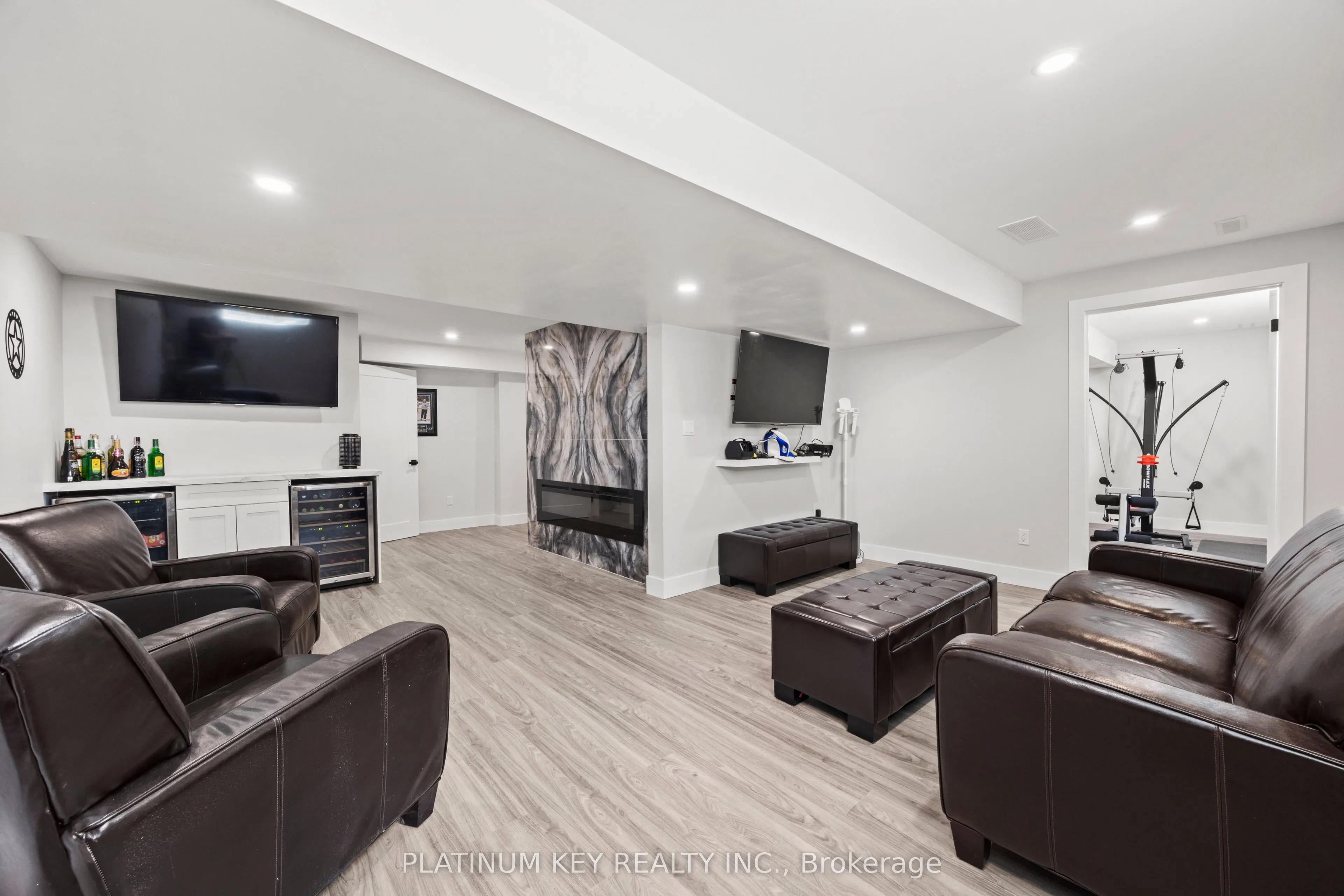 248 Snyders Avenue