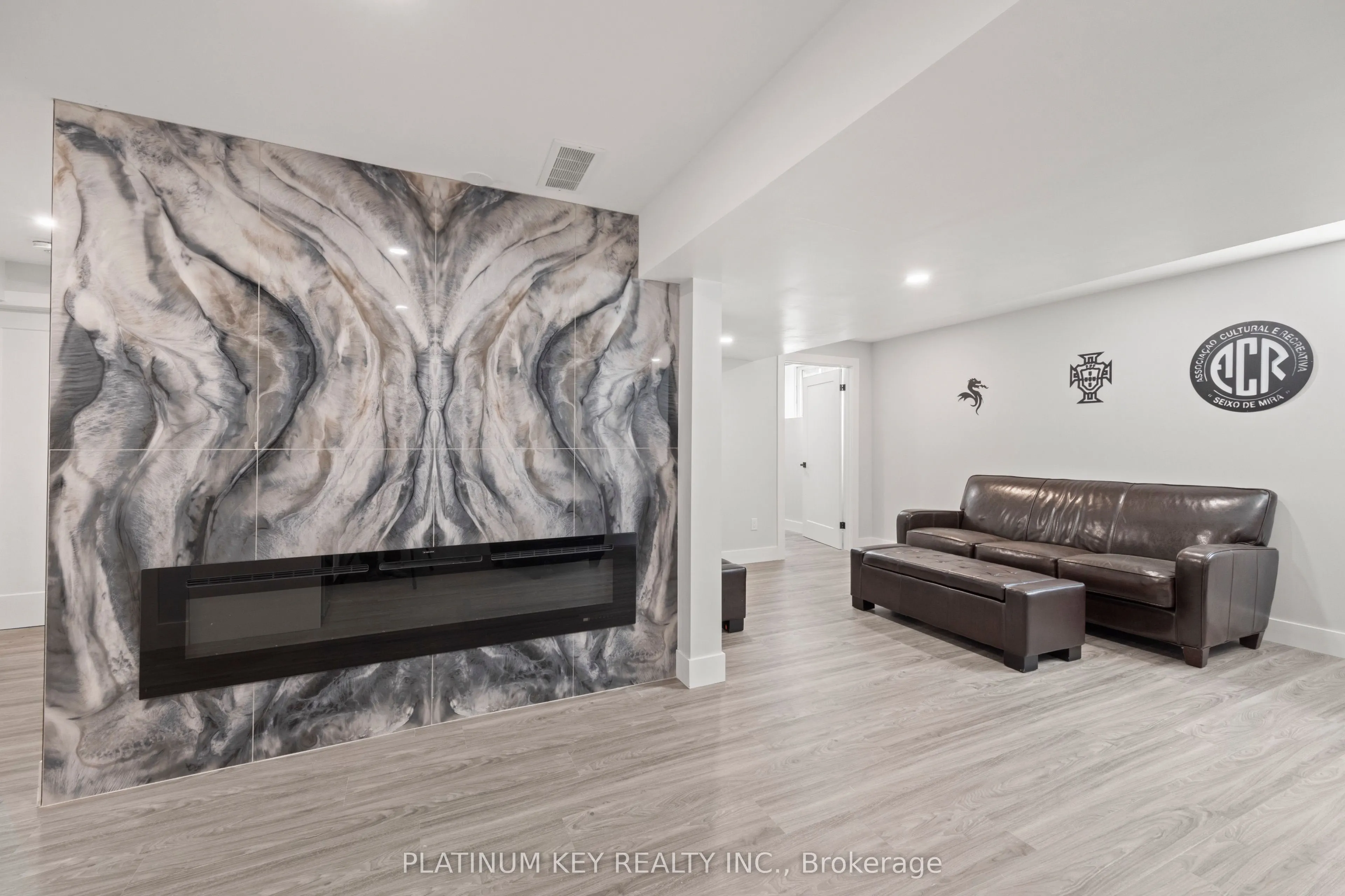 248 Snyders Avenue