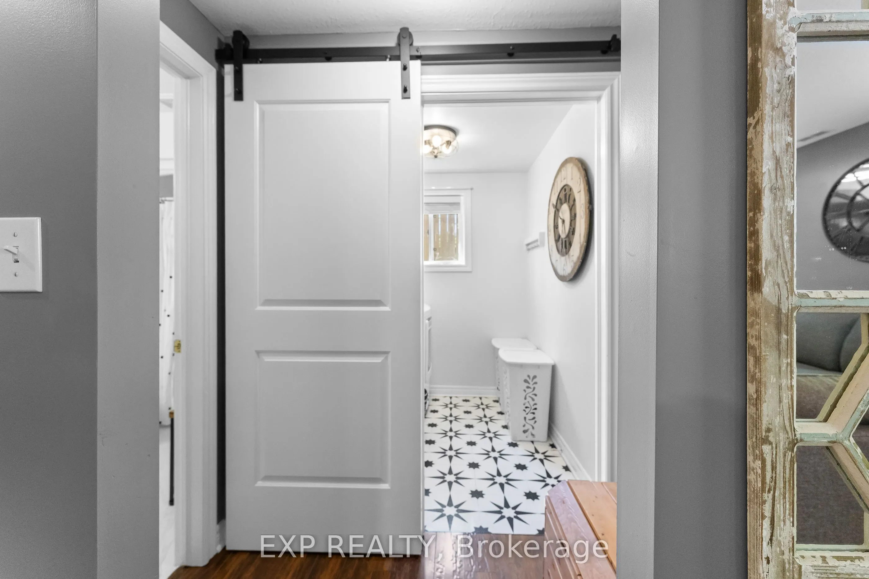 43 Thorold Avenue