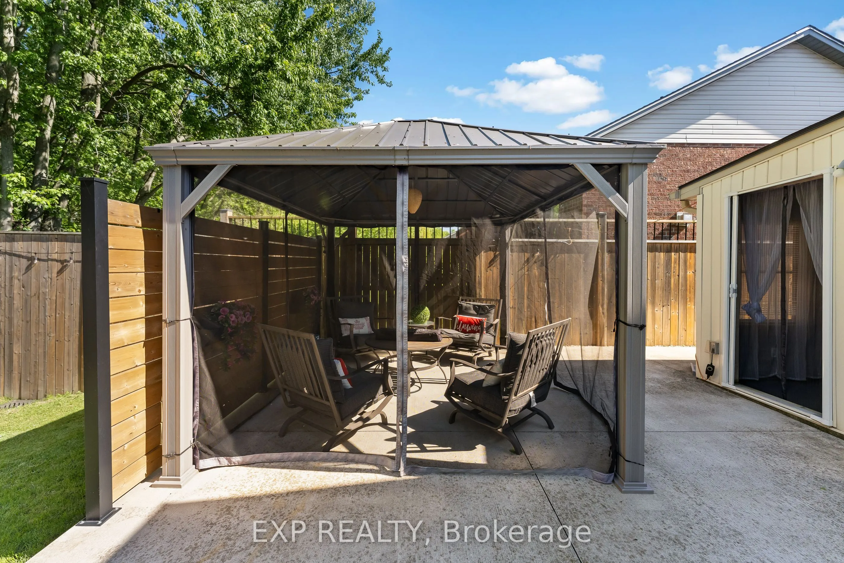 43 Thorold Avenue