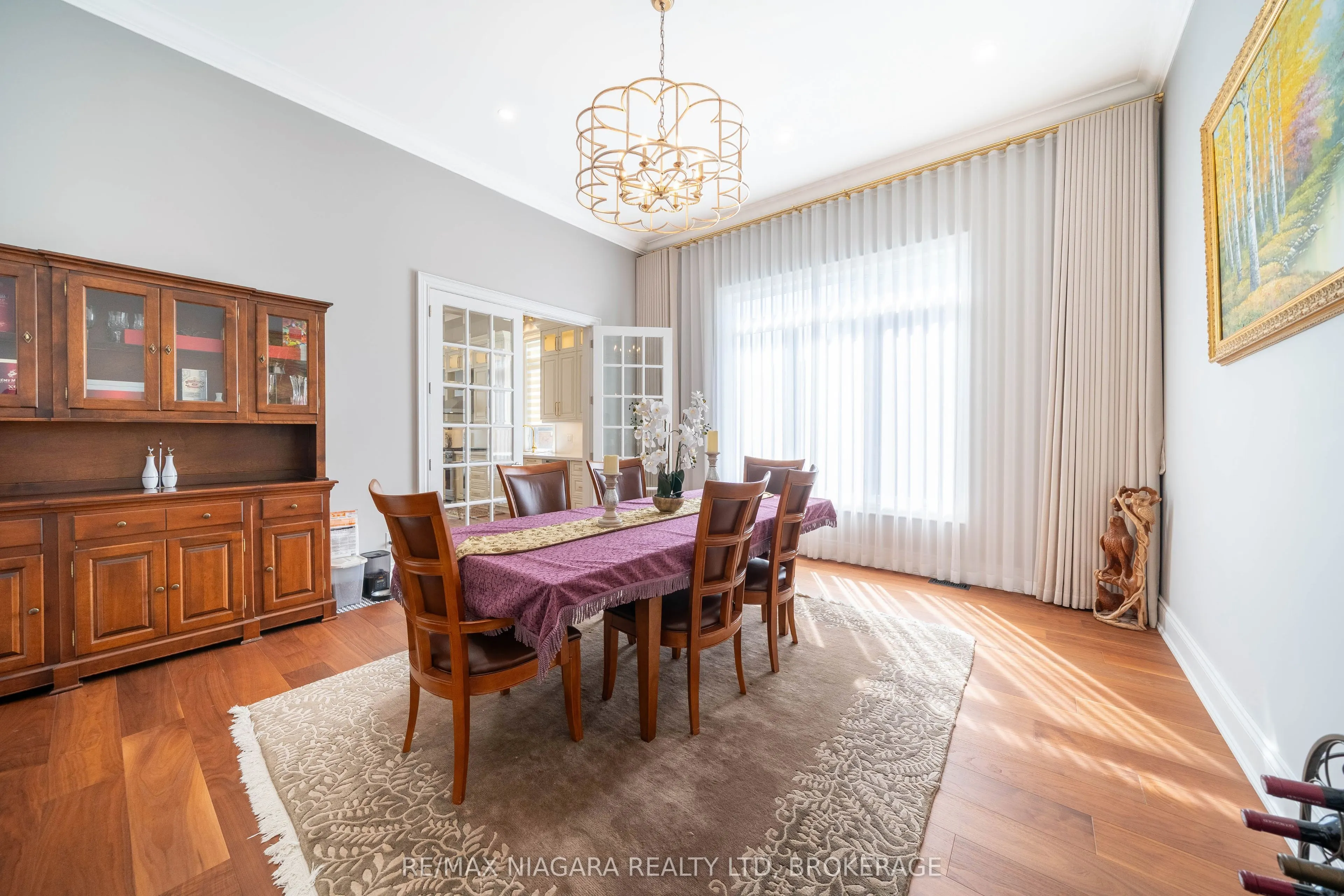 327 Queenston Road