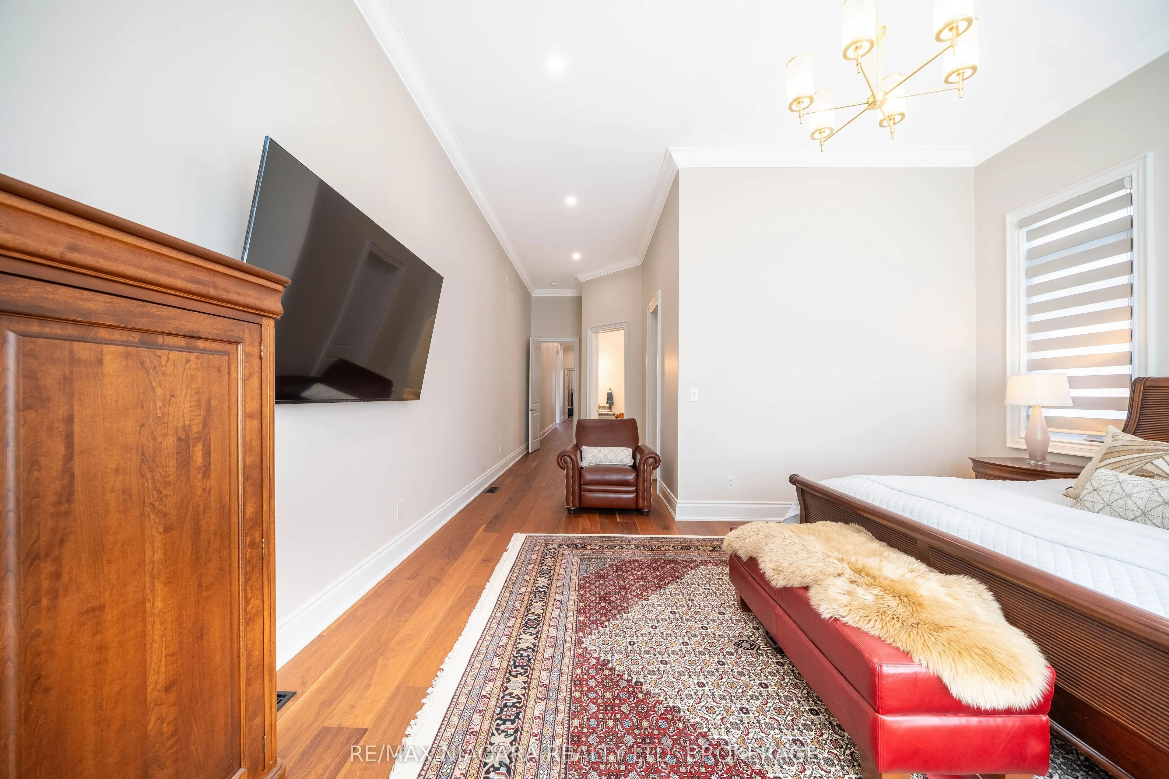 327 Queenston Road