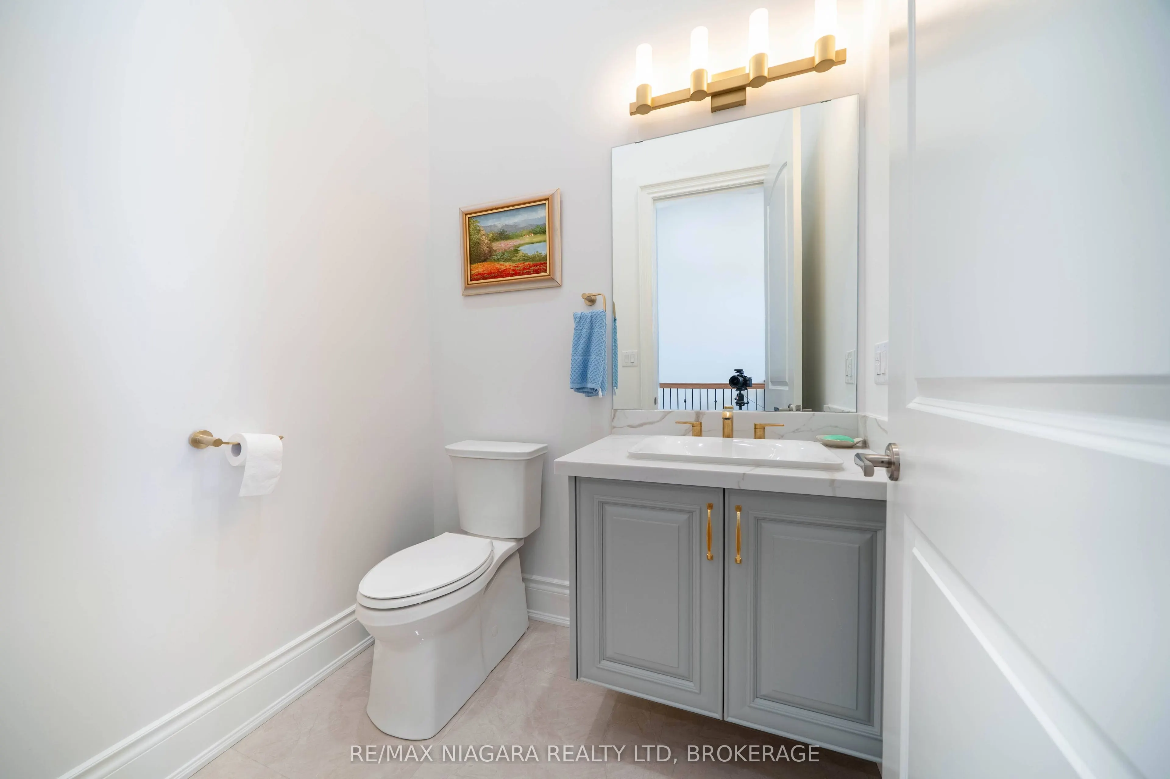 327 Queenston Road