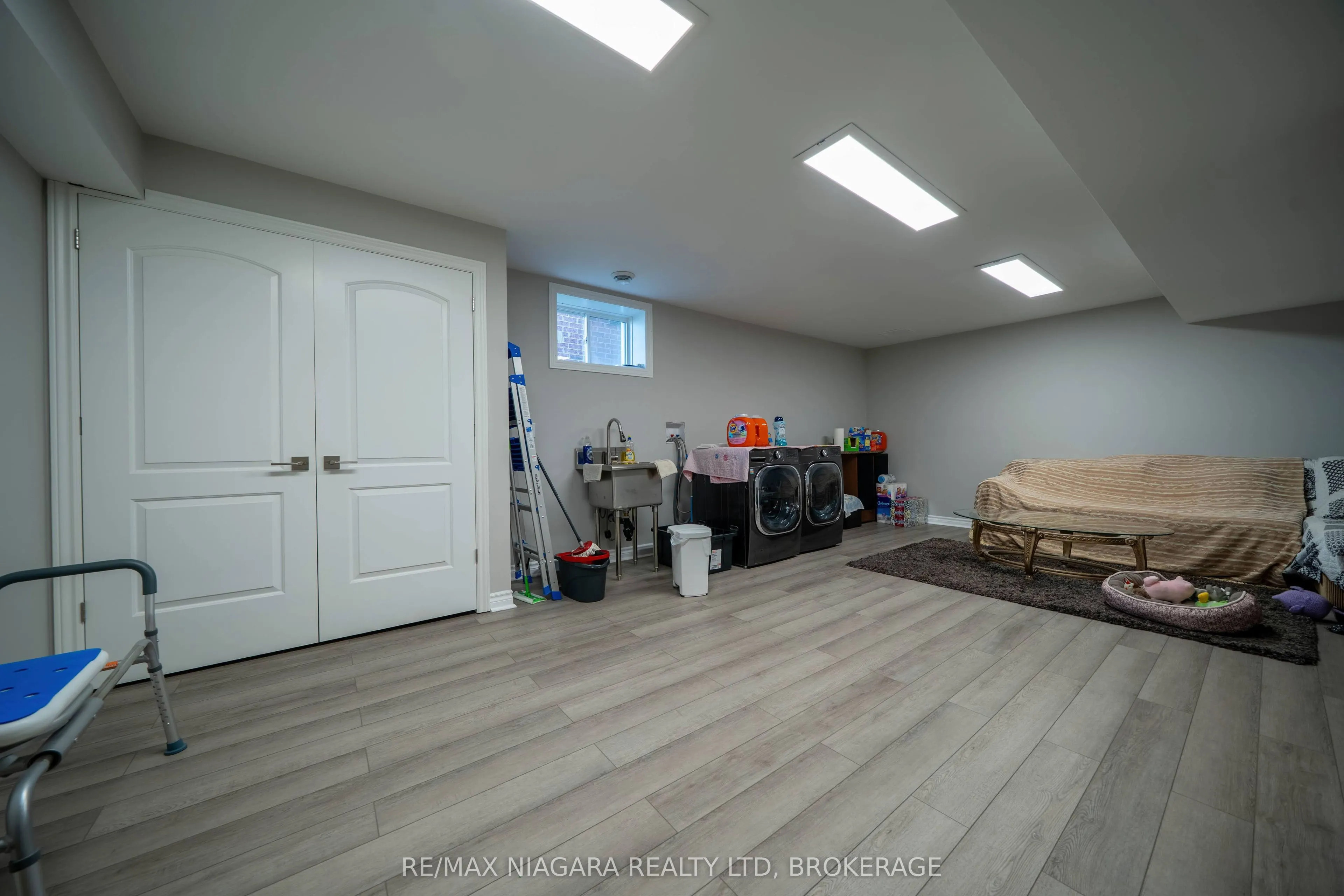 327 Queenston Road