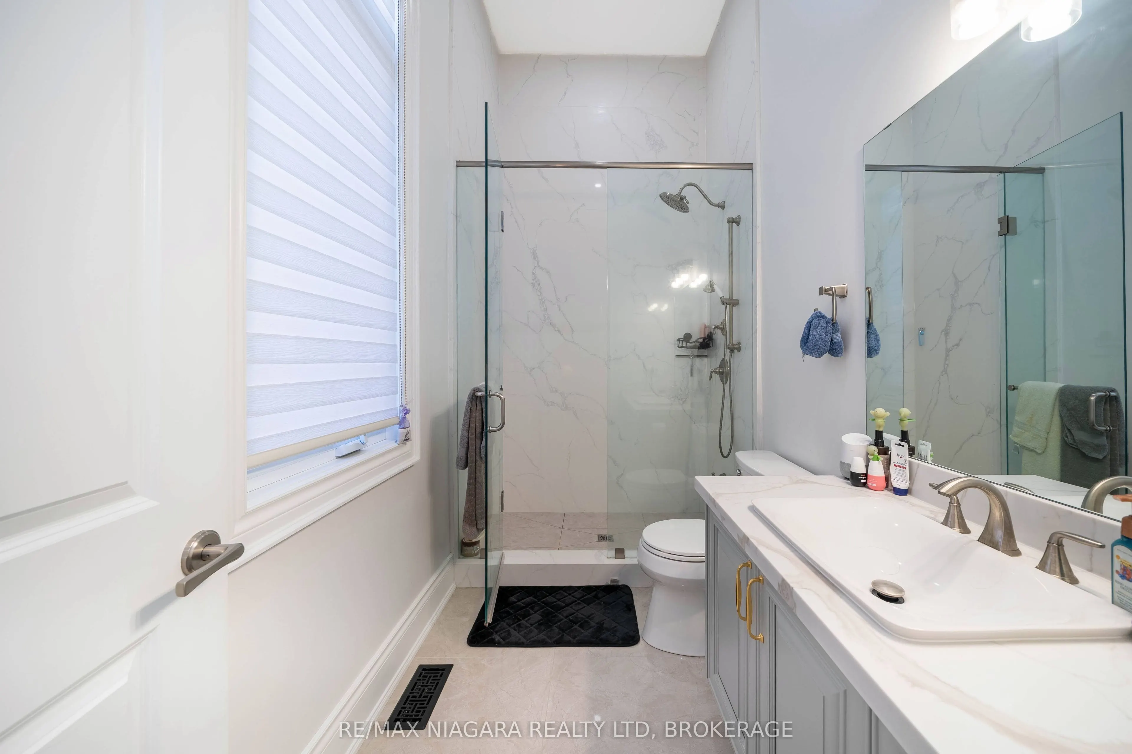 327 Queenston Road