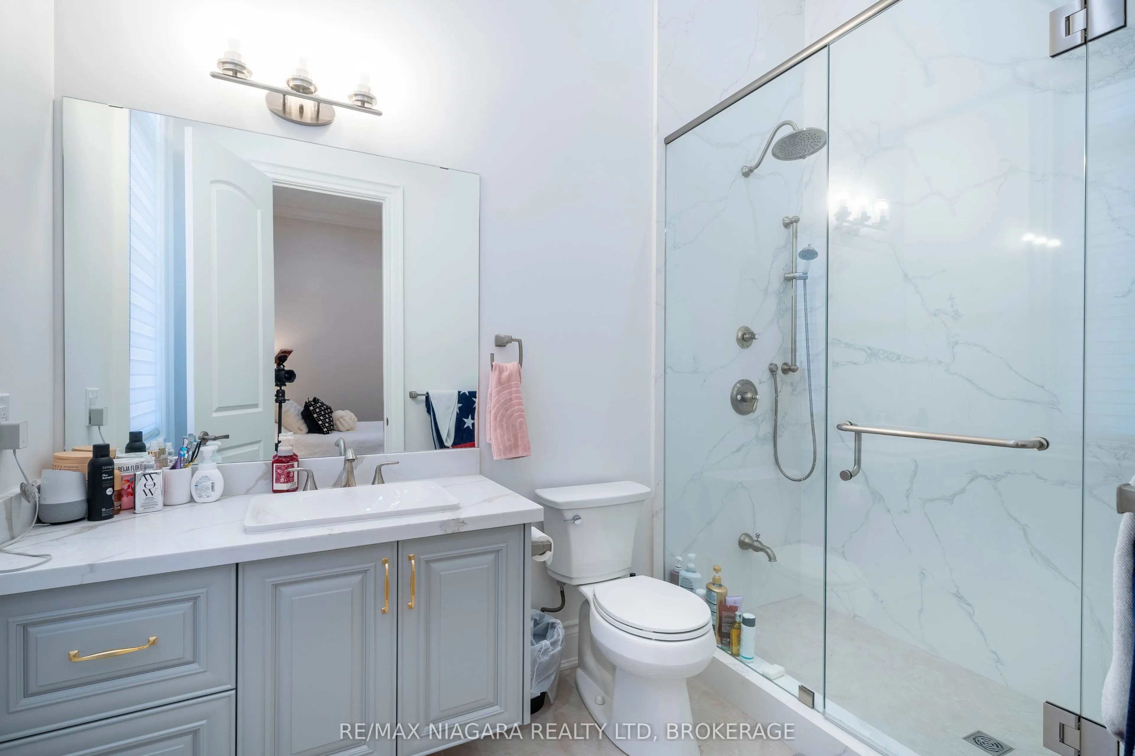 327 Queenston Road