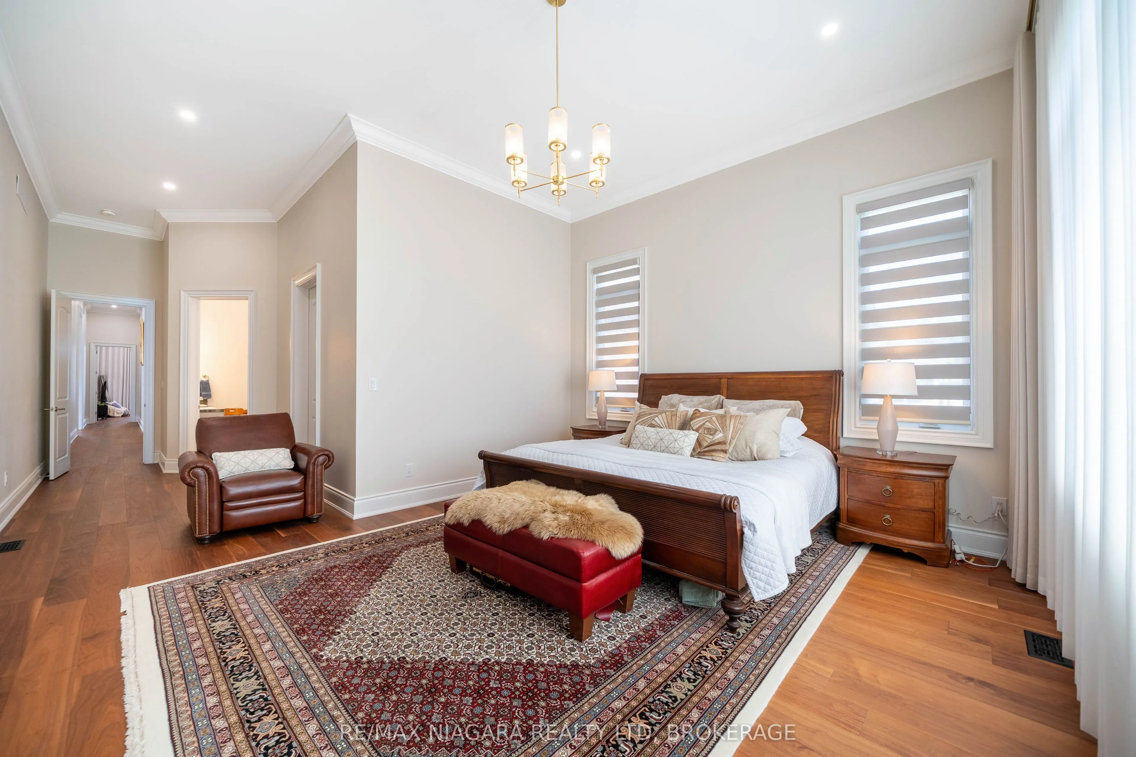 327 Queenston Road