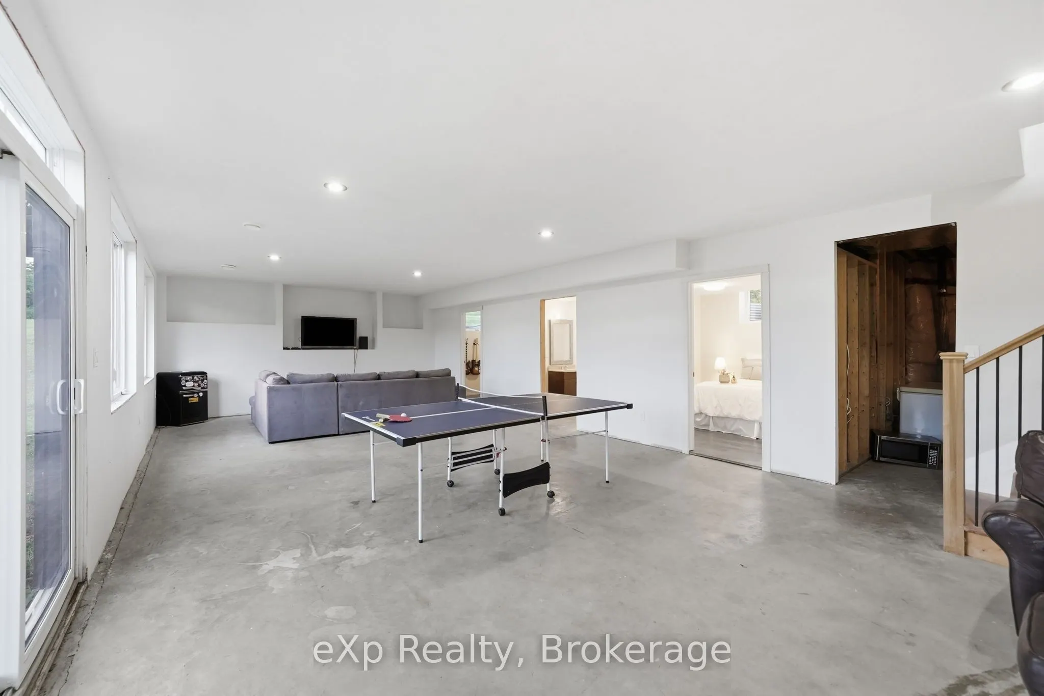 632 Concession Road 9 W
