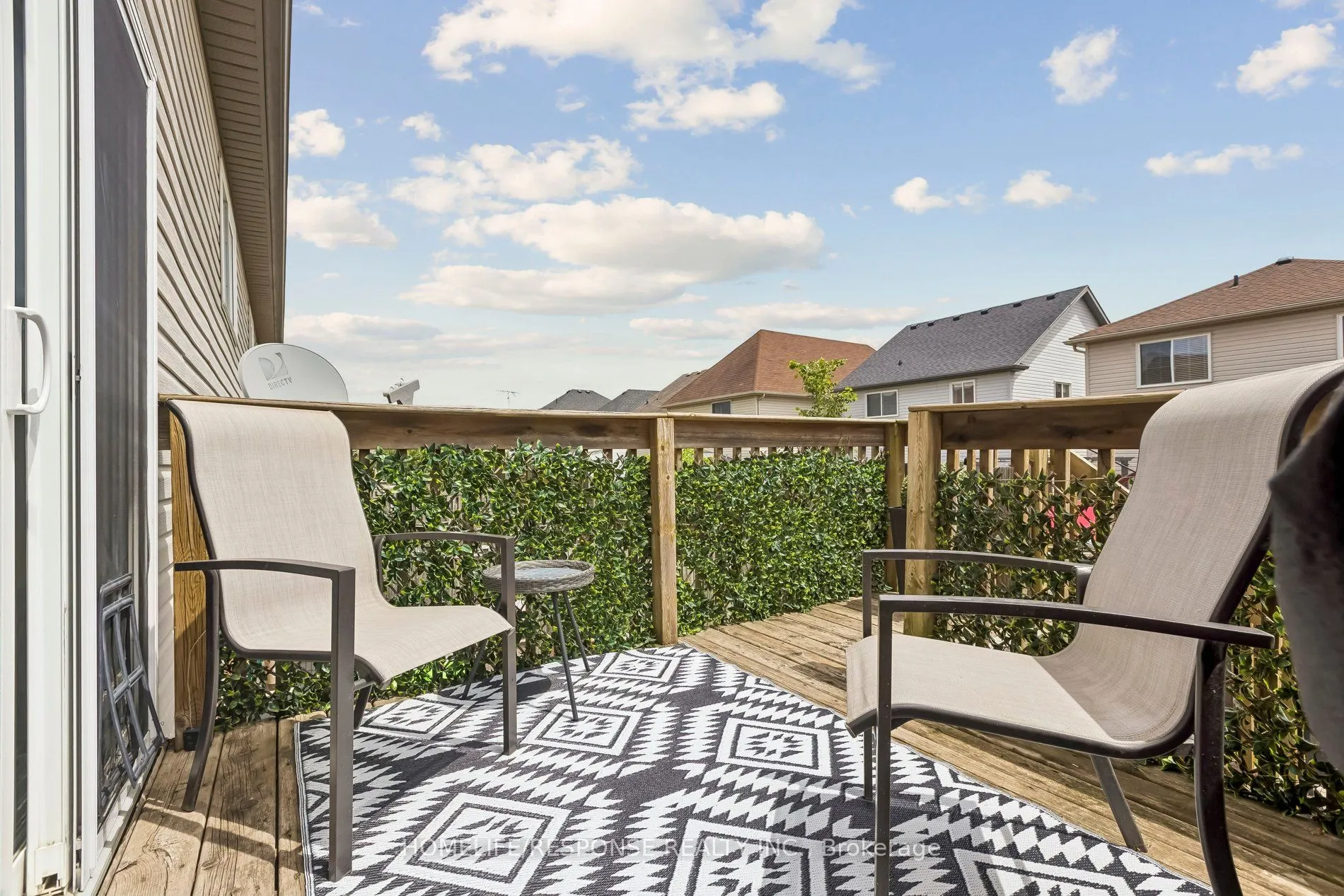 222 SOPHIA Crescent
