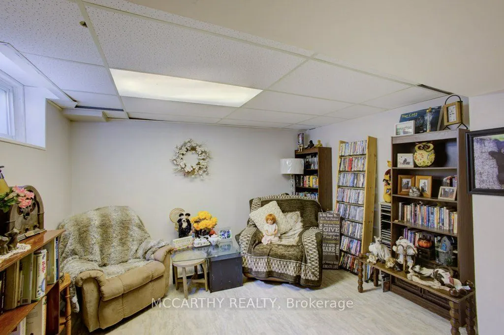 325 William Street #22