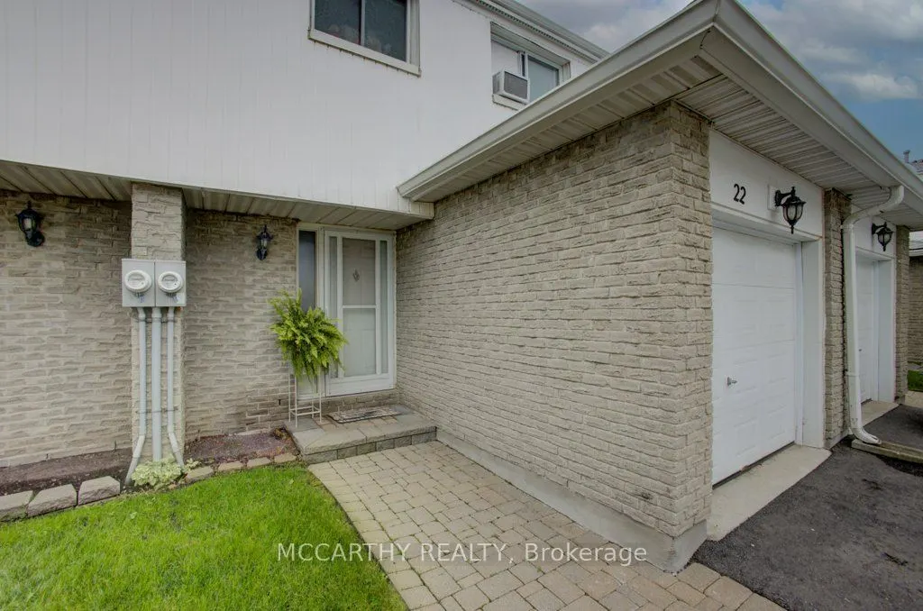 325 William Street #22