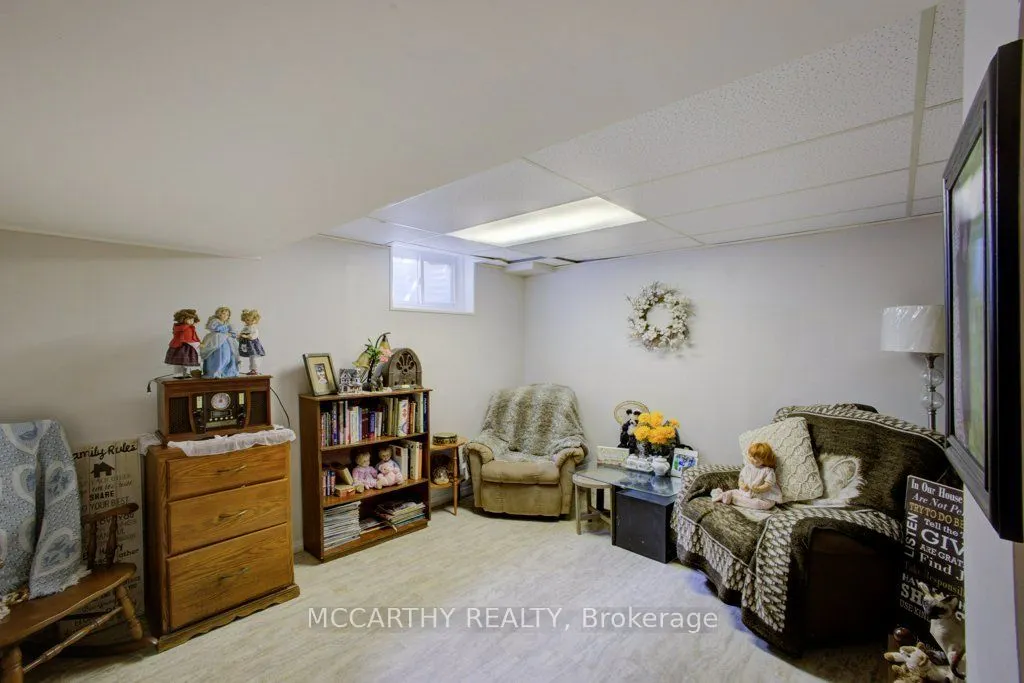 325 William Street #22