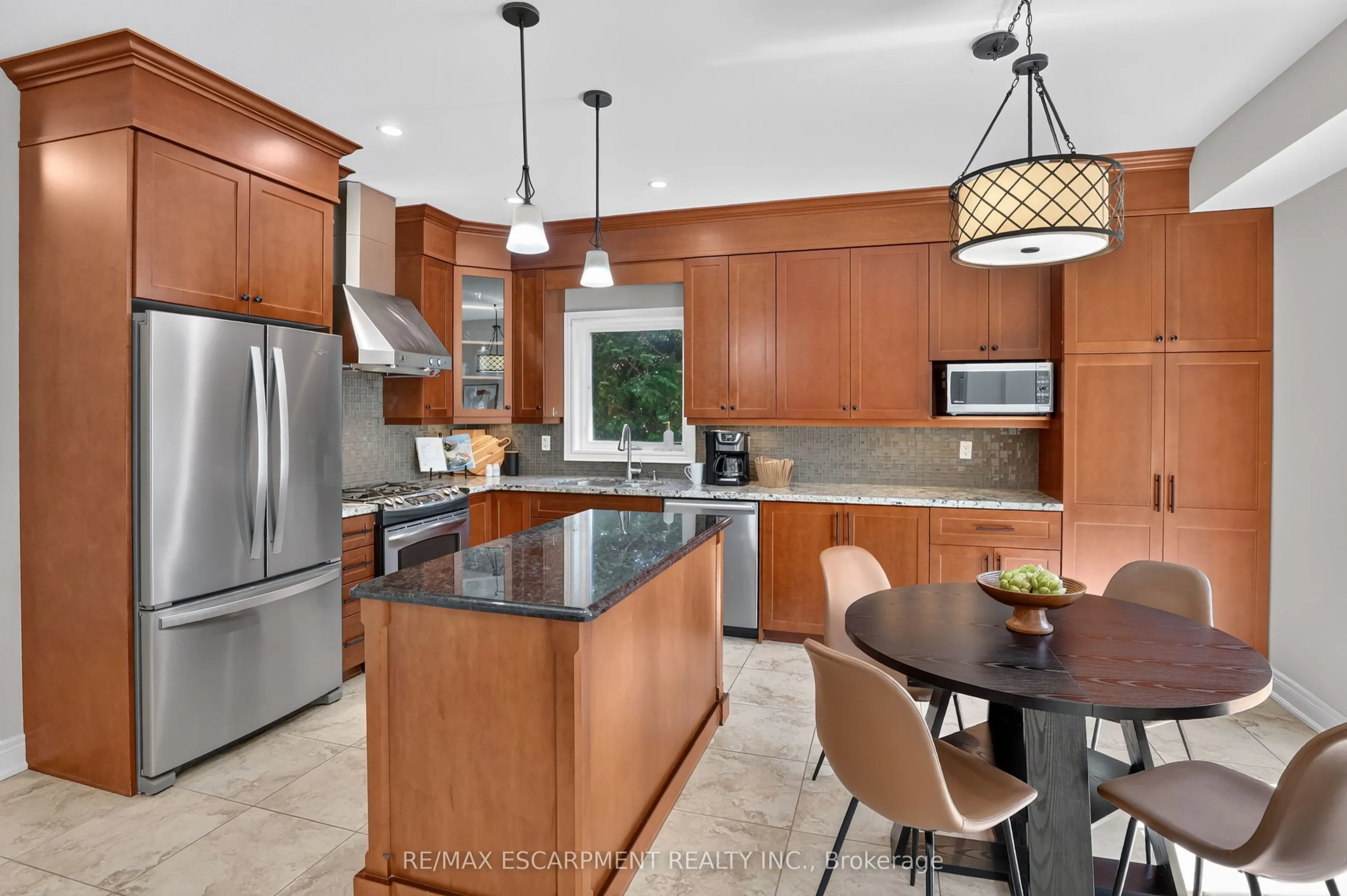 4852 Northgate Crescent