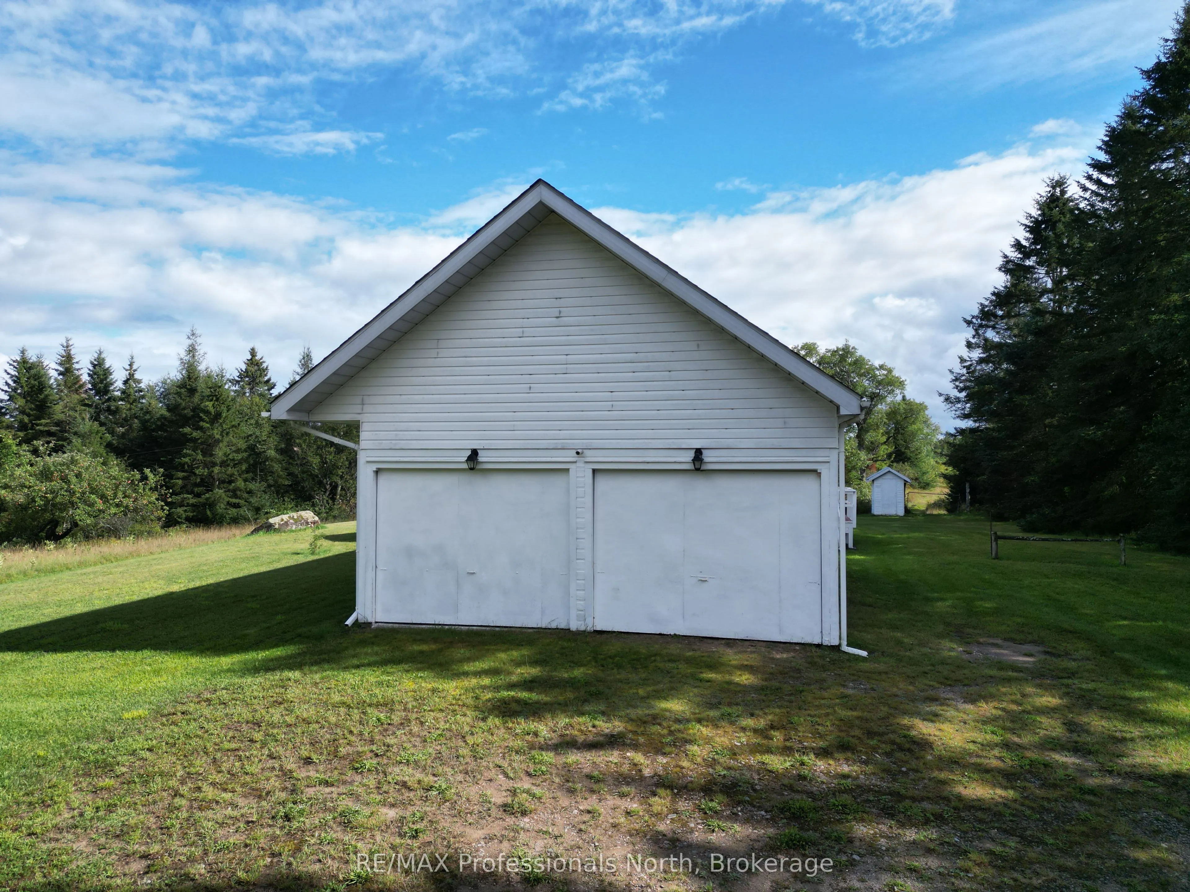 1418 Sedgwick Road