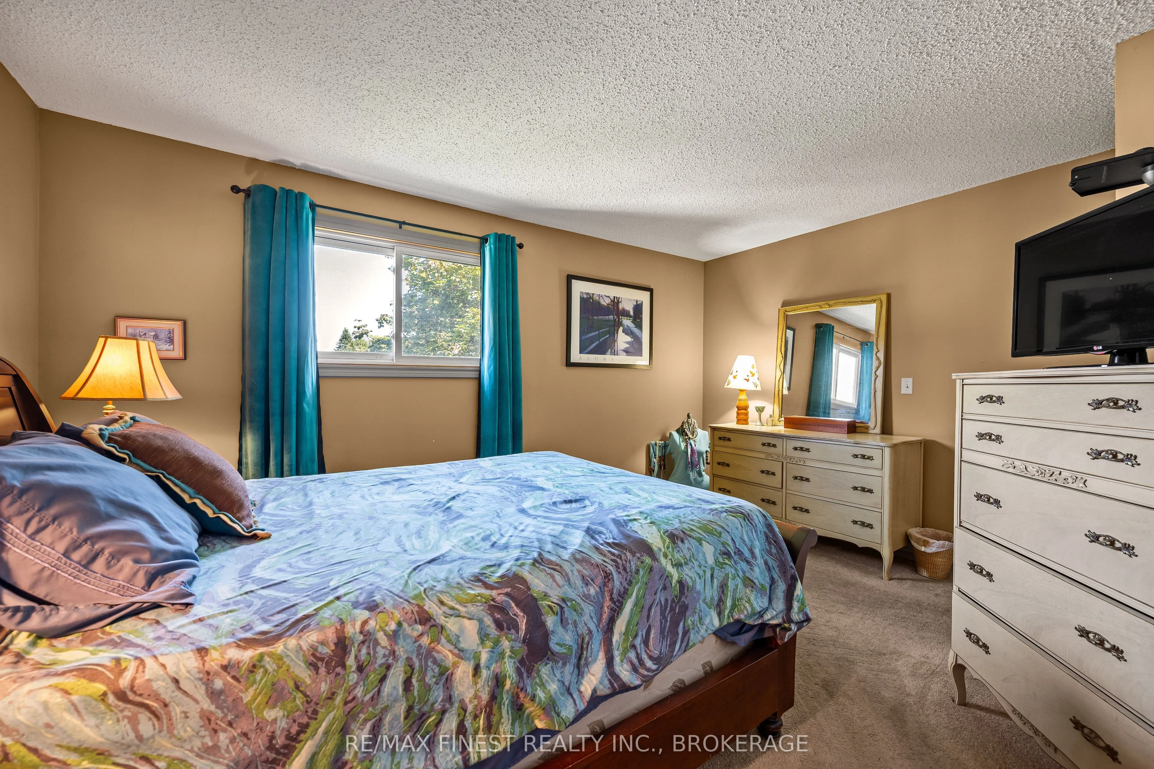 105 Grenadier Drive