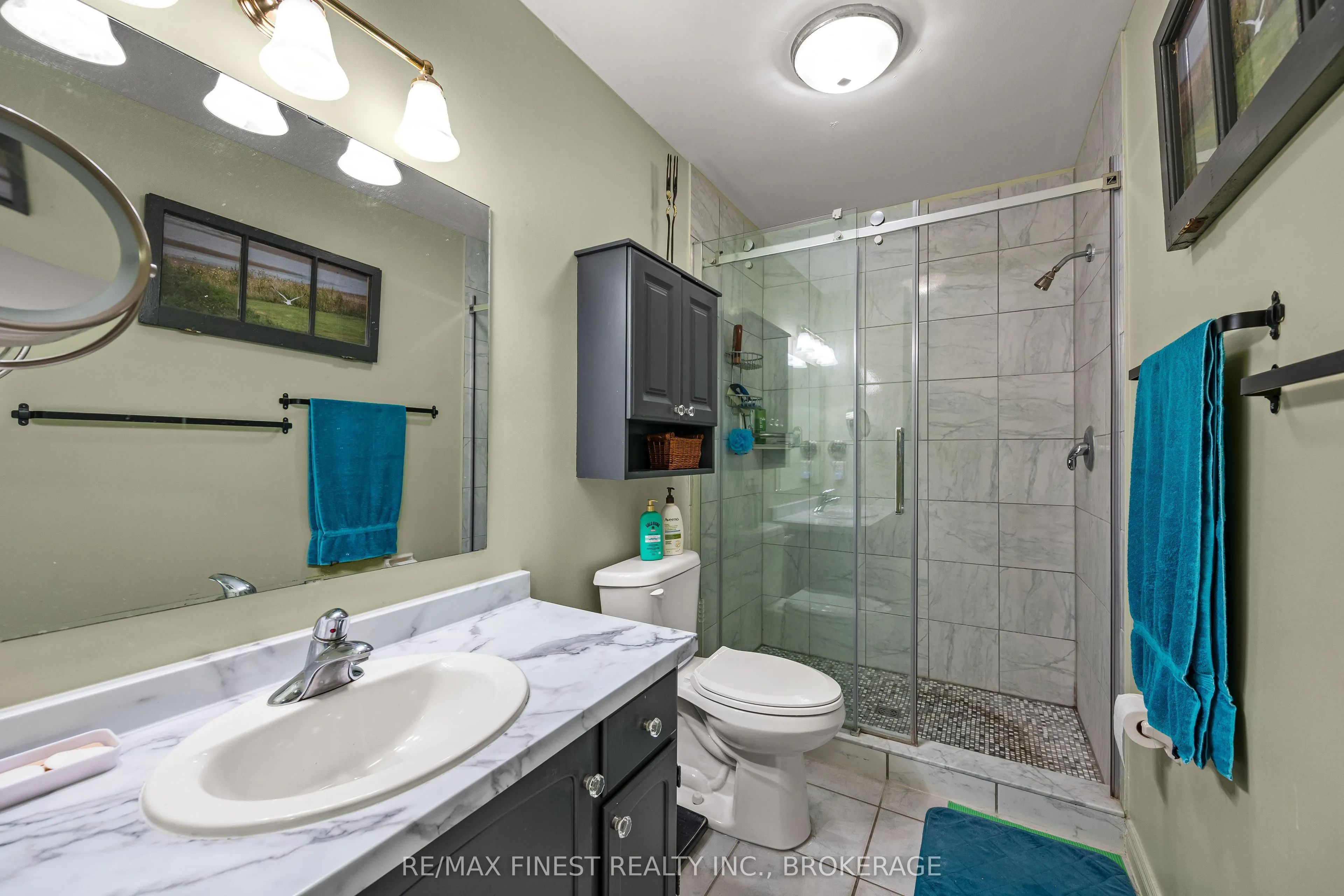 105 Grenadier Drive
