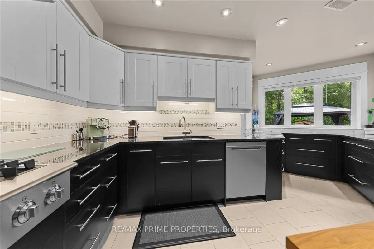 1161 Du Gouverneur Drive